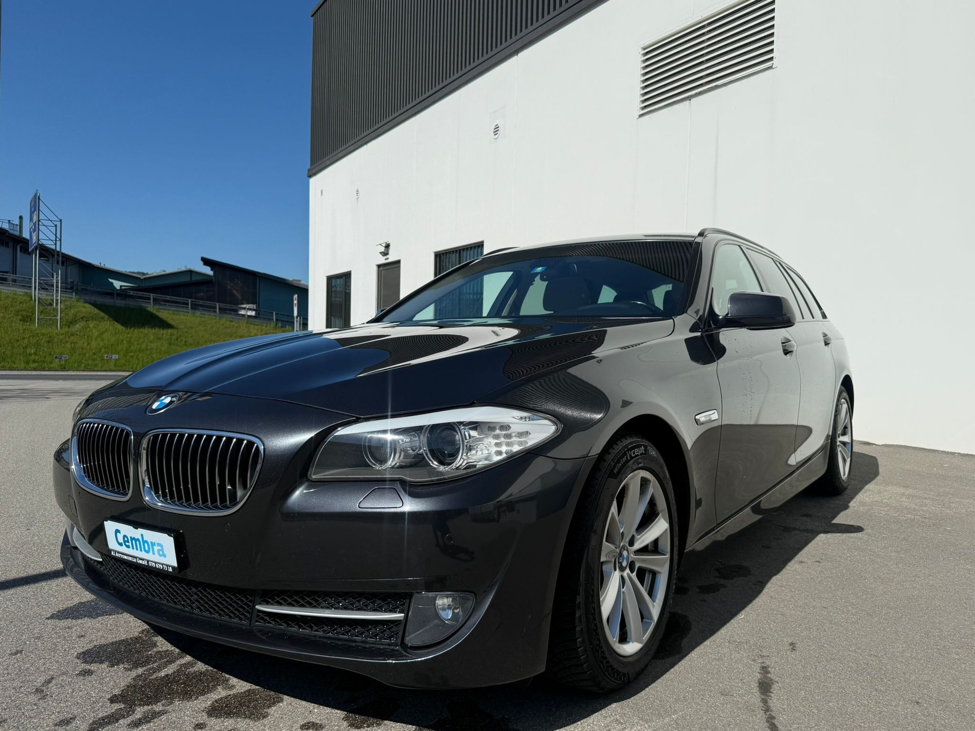BMW 520d Touring Steptronic-image-10