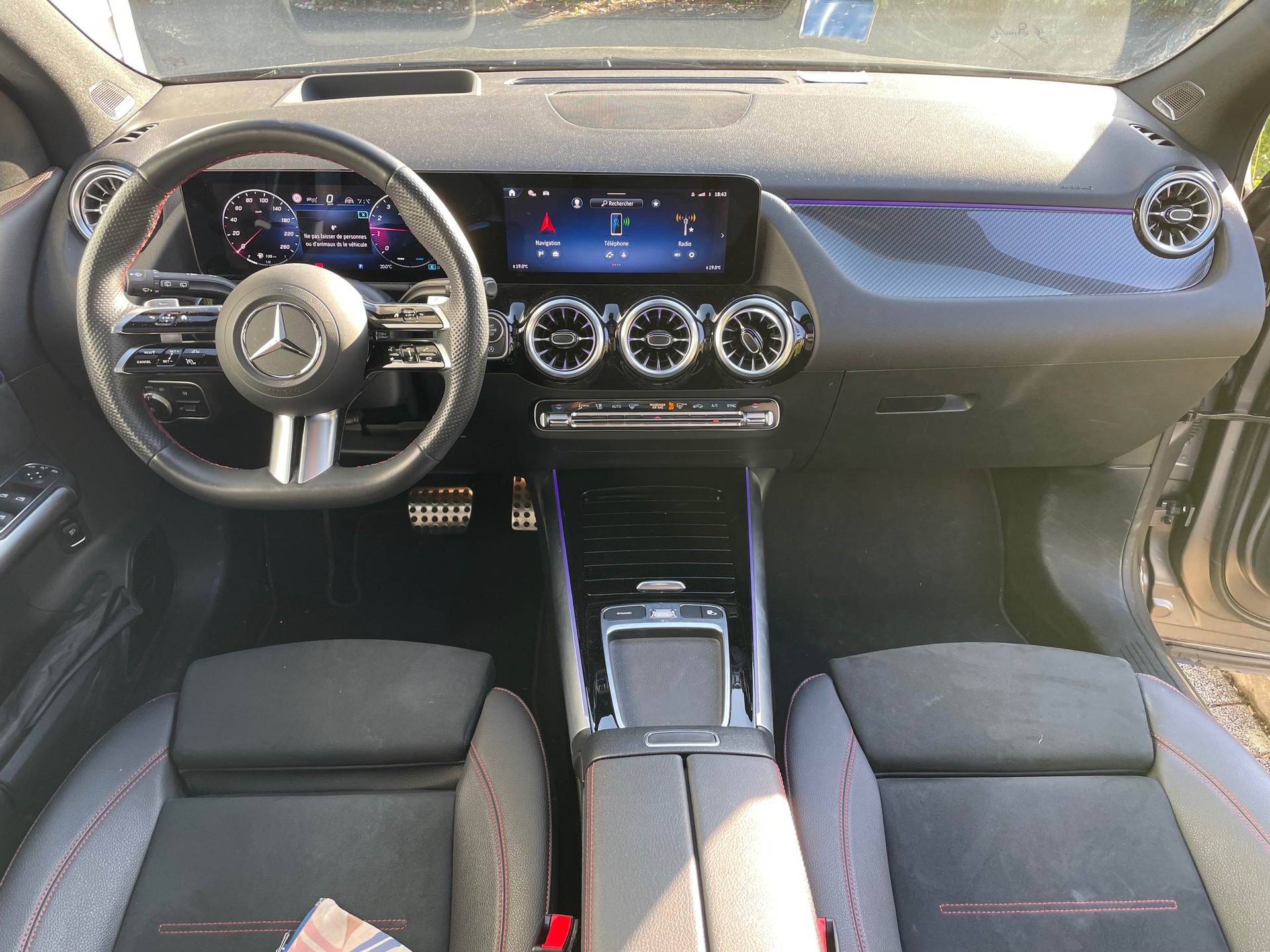 MERCEDES-BENZ GLA 250 4Matic 8G-DCT Swiss Star-image-4