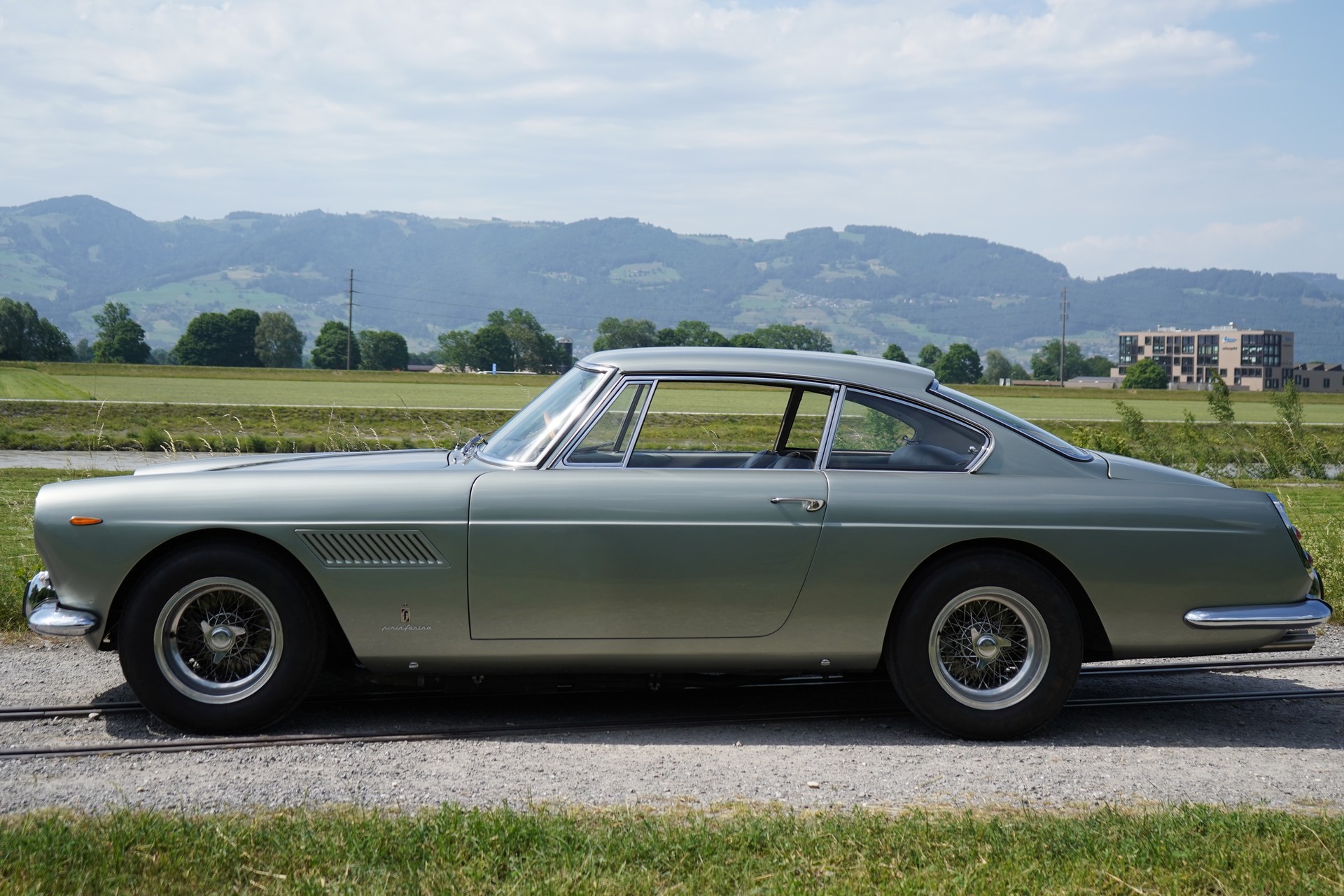 FERRARI 250 GT/E 2+2-image-6