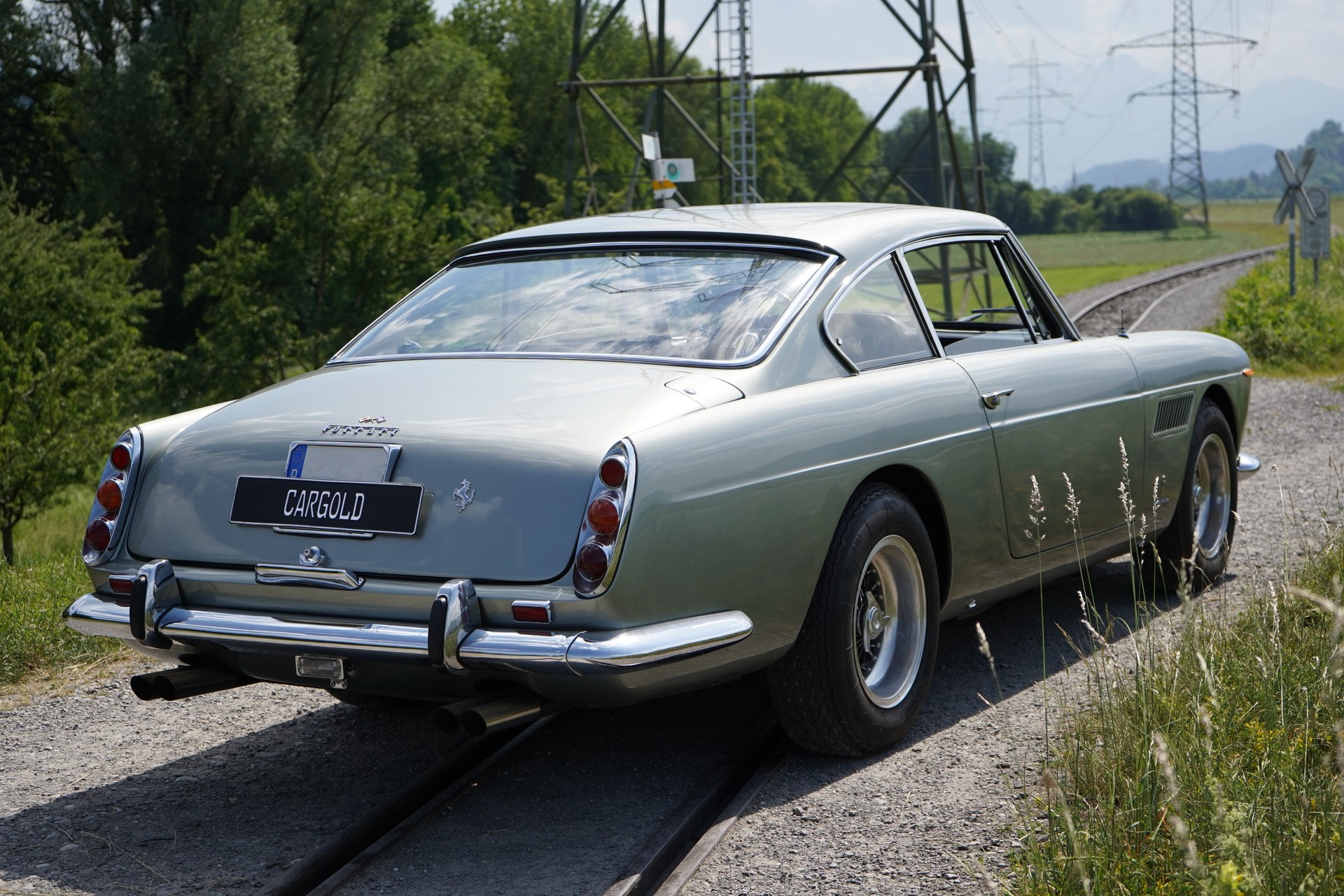 FERRARI 250 GT/E 2+2-image-8