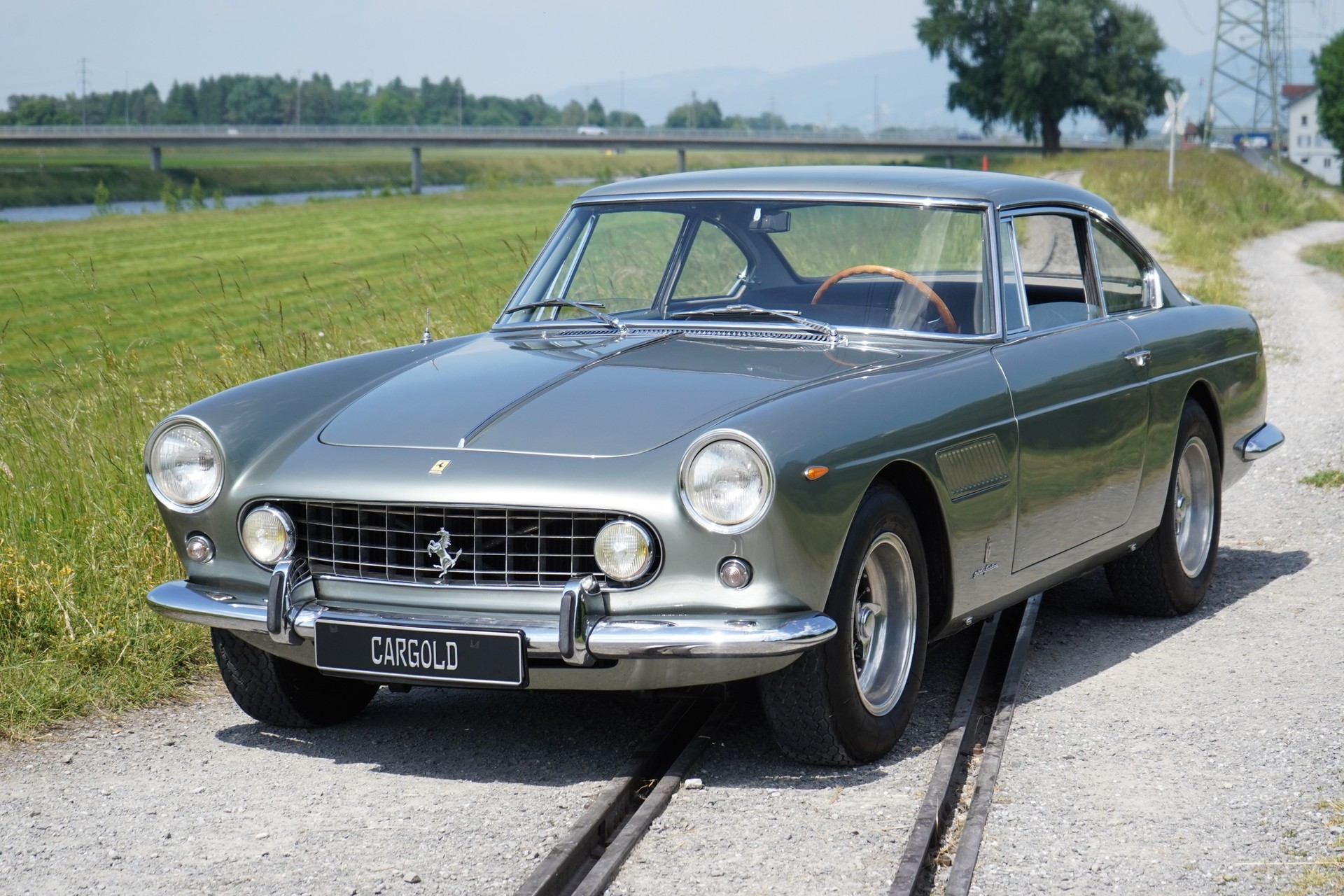FERRARI 250 GT/E 2+2-image-10