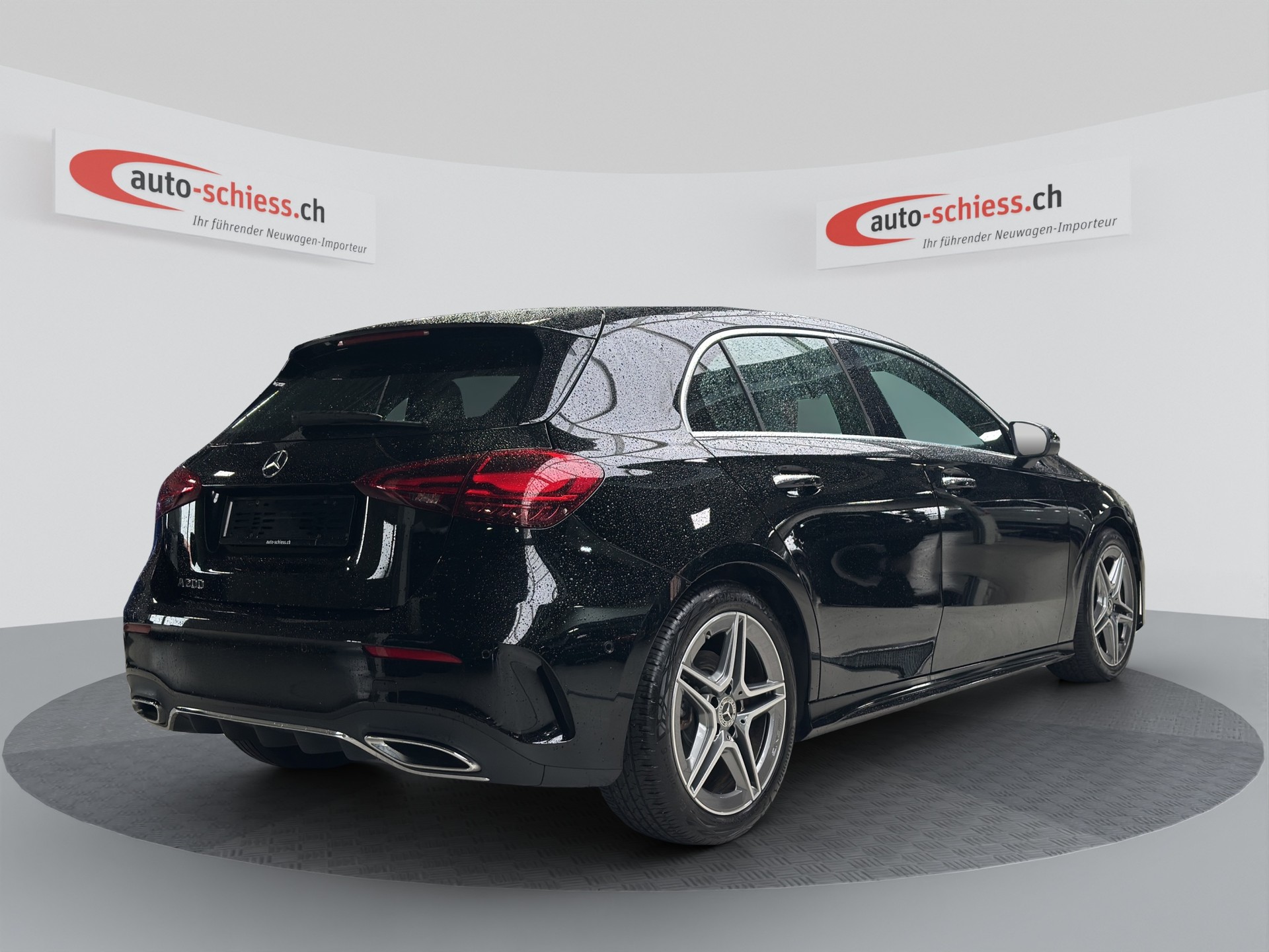 MERCEDES-BENZ A 200 AMG 7G-DCT-image-4