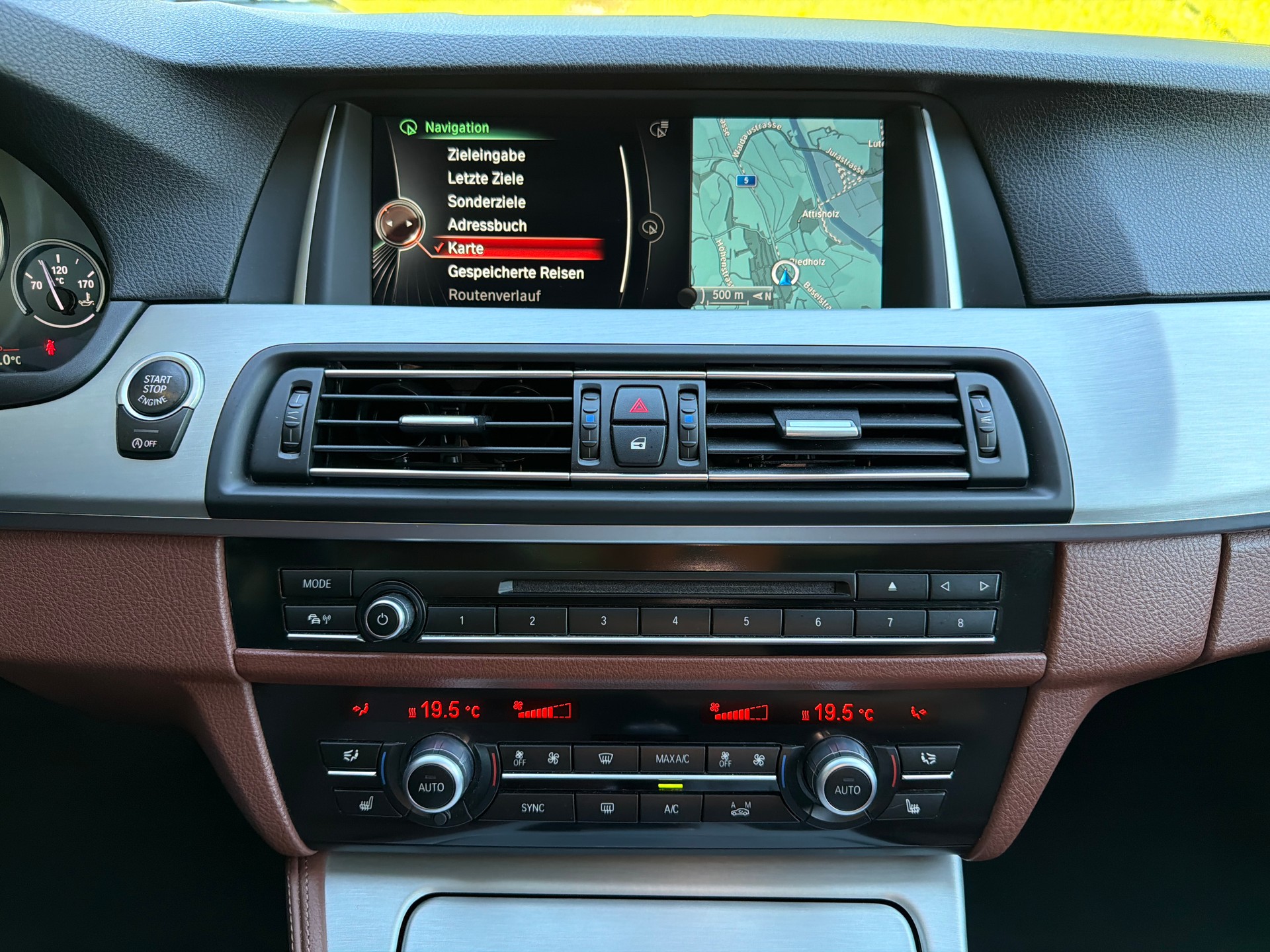 BMW 528i Touring xDrive Steptronic-image-14
