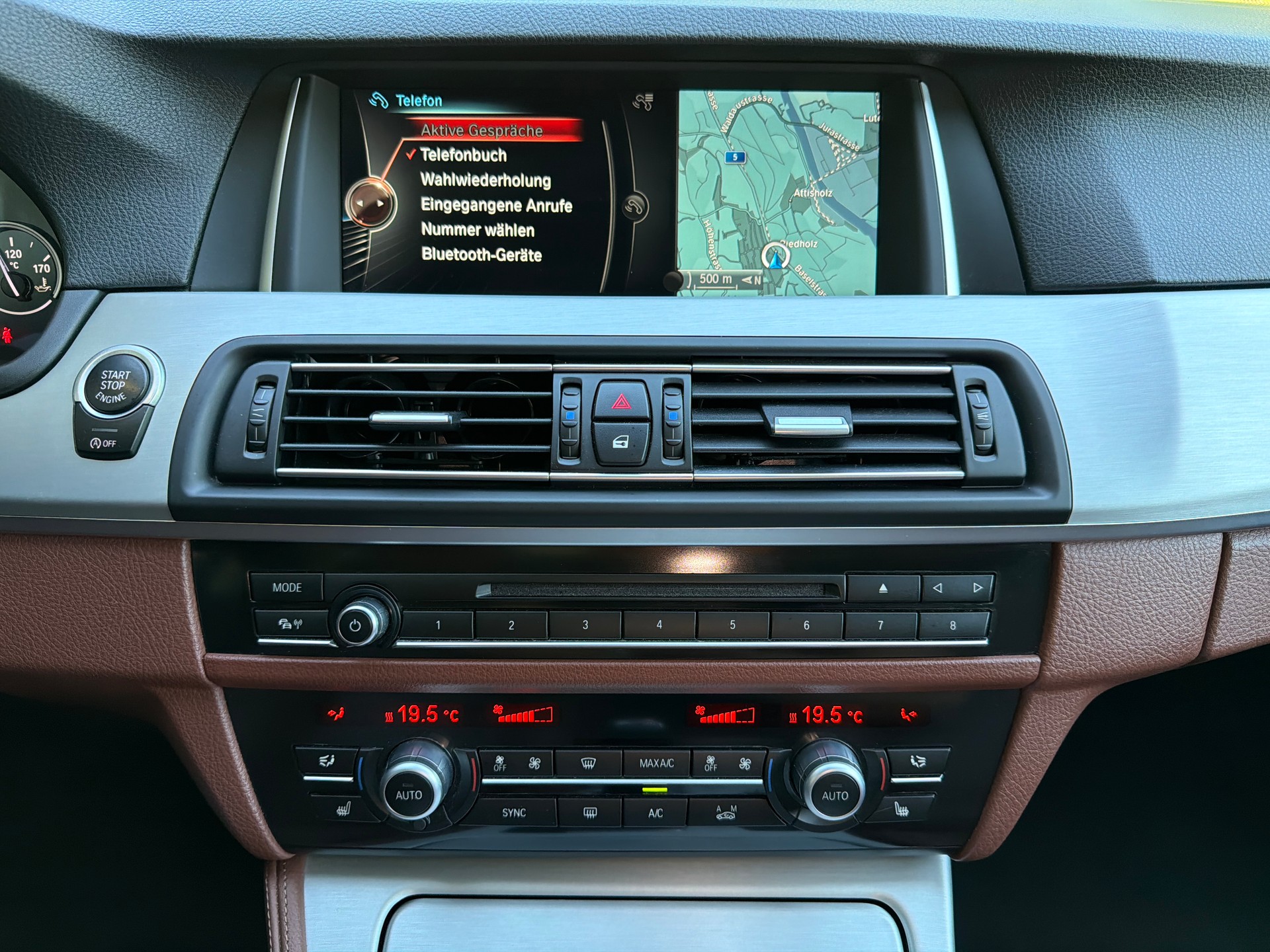 BMW 528i Touring xDrive Steptronic-image-13