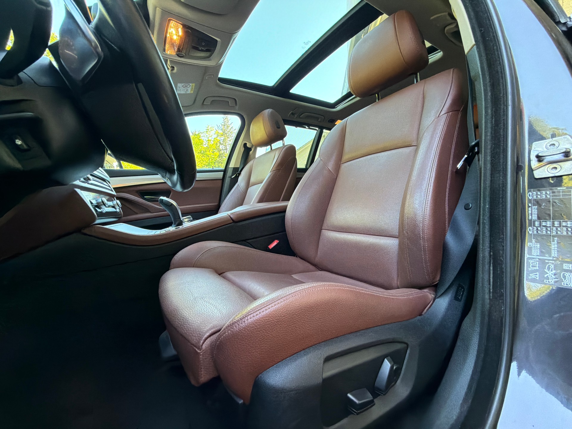 BMW 528i Touring xDrive Steptronic-image-6