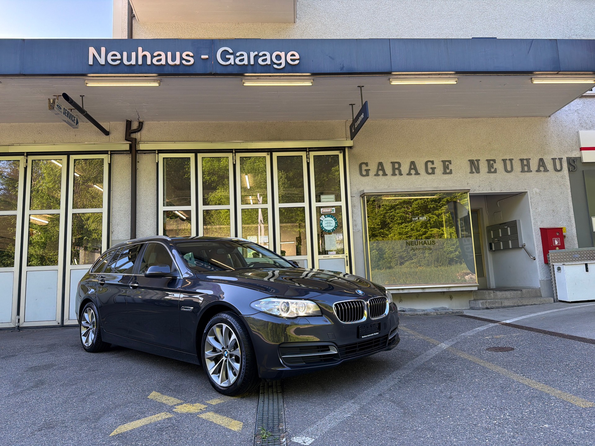 BMW 528i Touring xDrive Steptronic