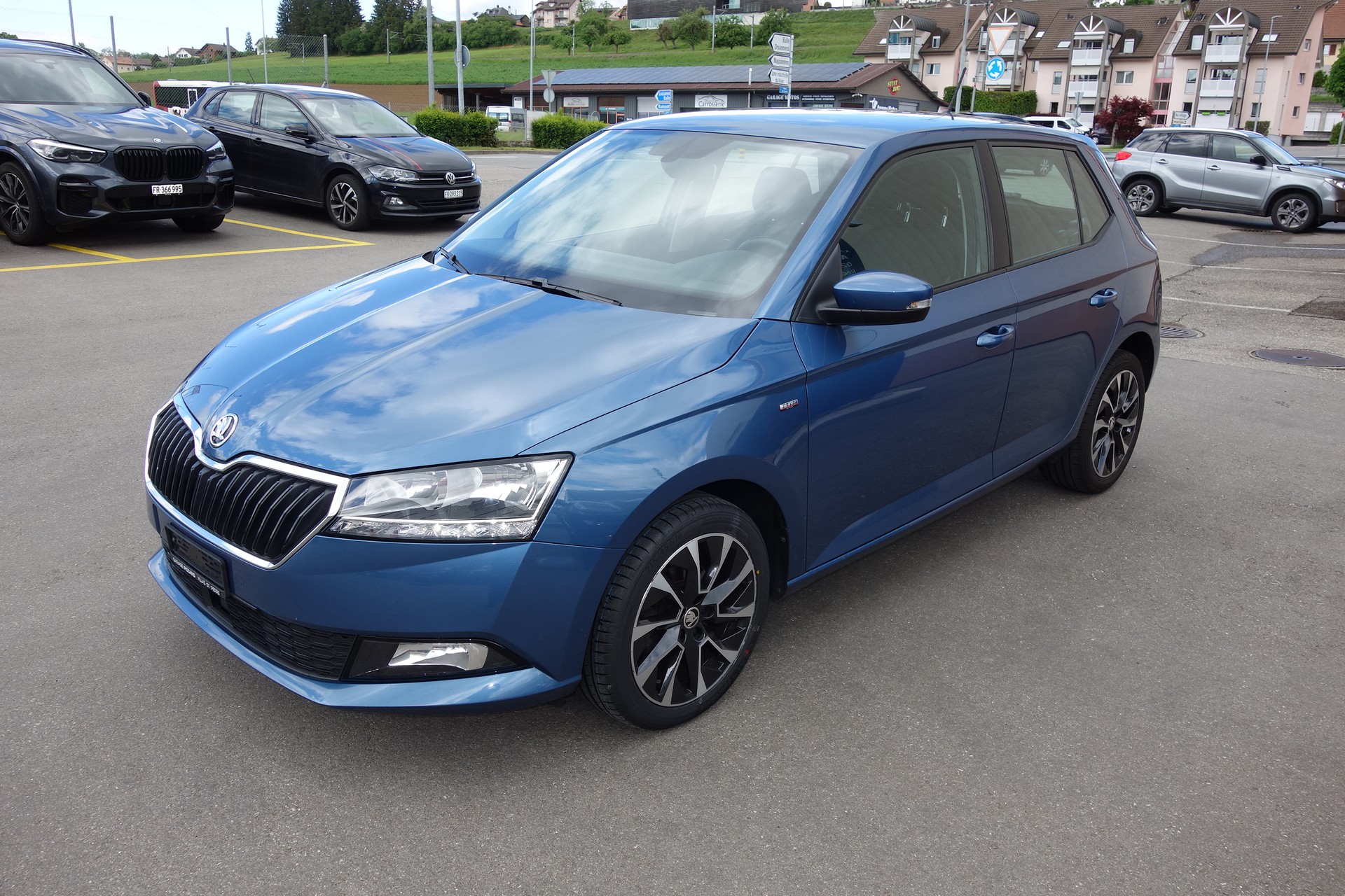 SKODA Fabia 1.0 TSI Drive-image-2