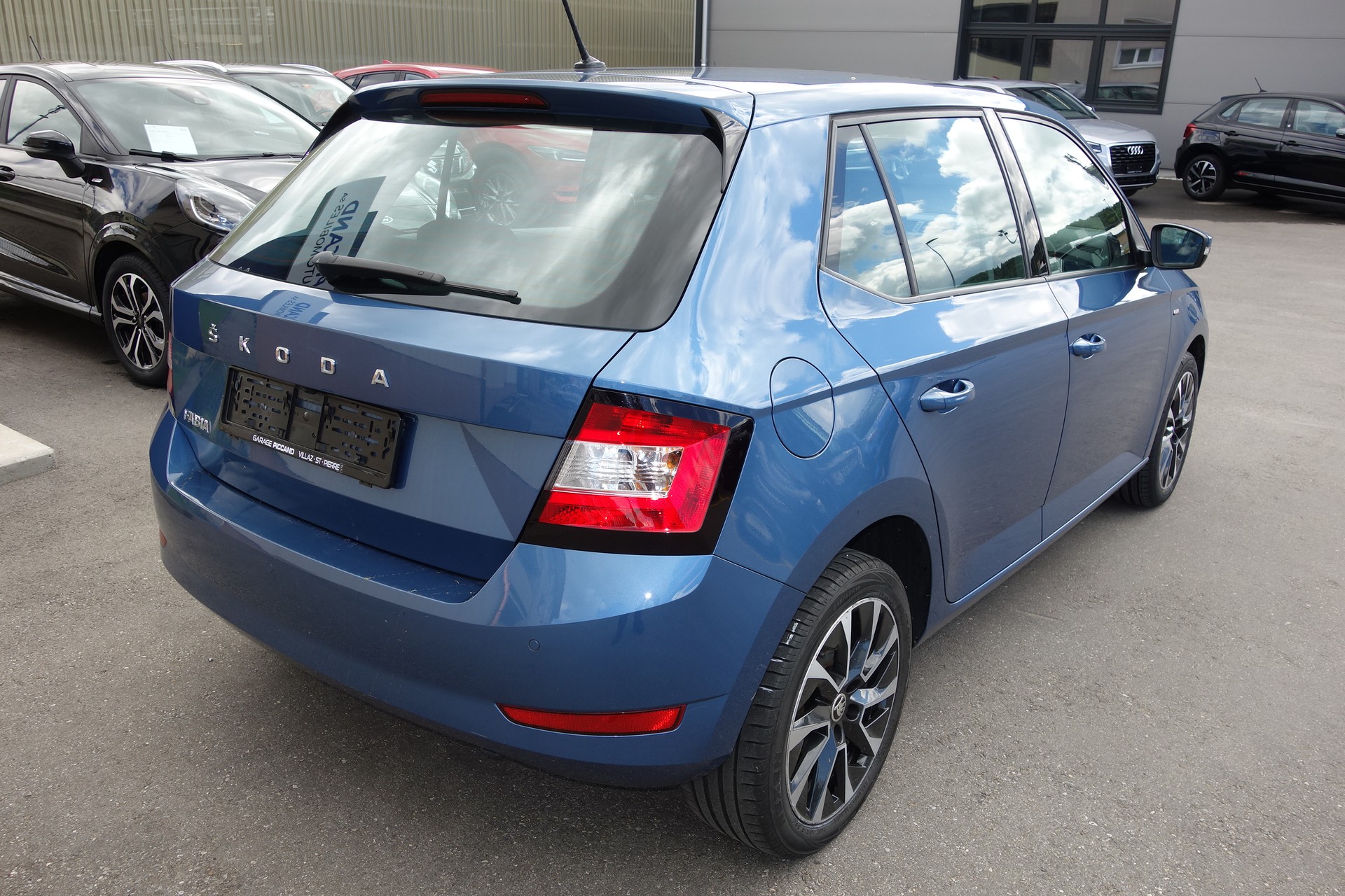 SKODA Fabia 1.0 TSI Drive-image-4