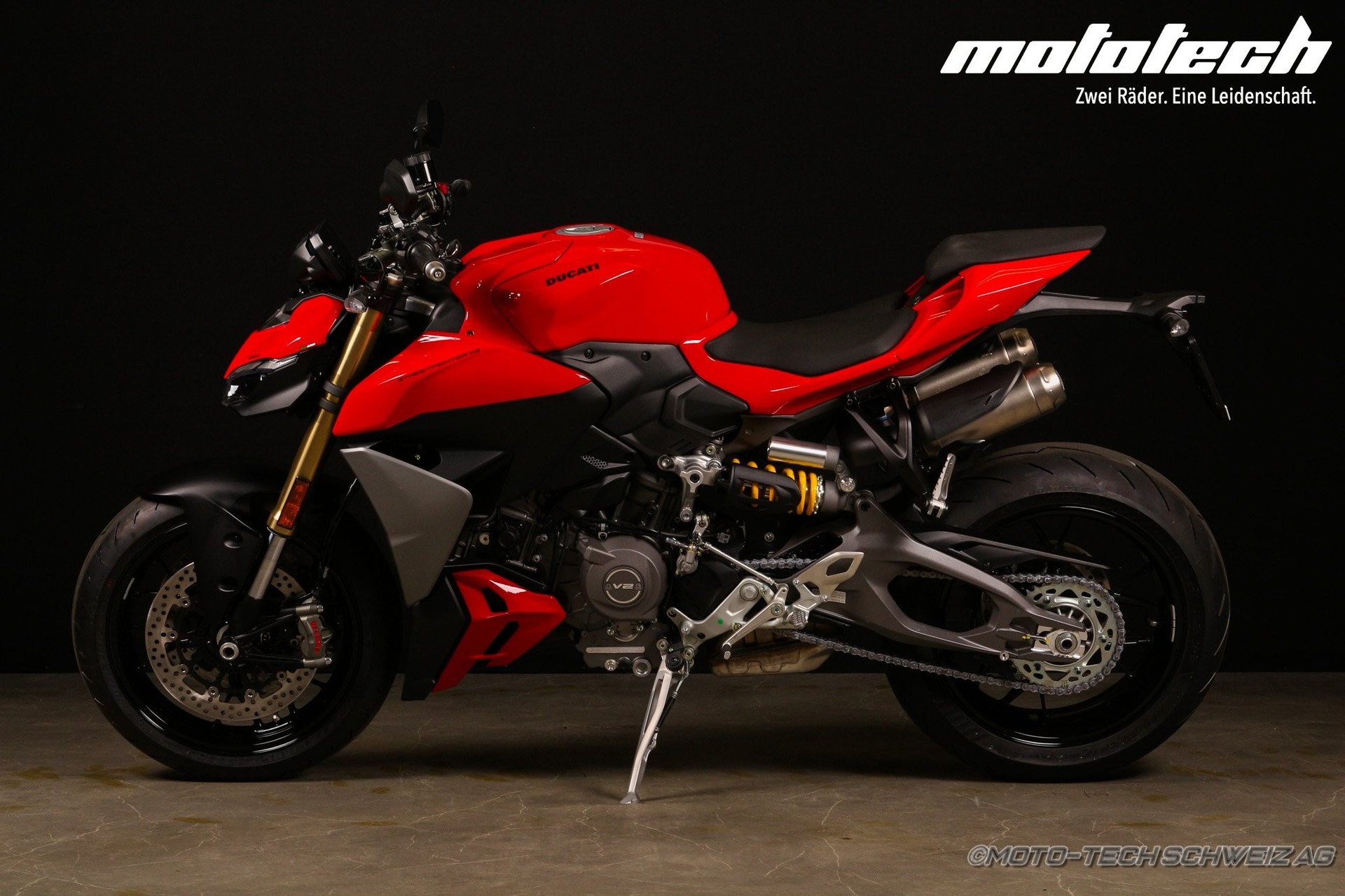 DUCATI Streetfighter V2 / 4 JAHRE GARANTIE-showroom-element-3