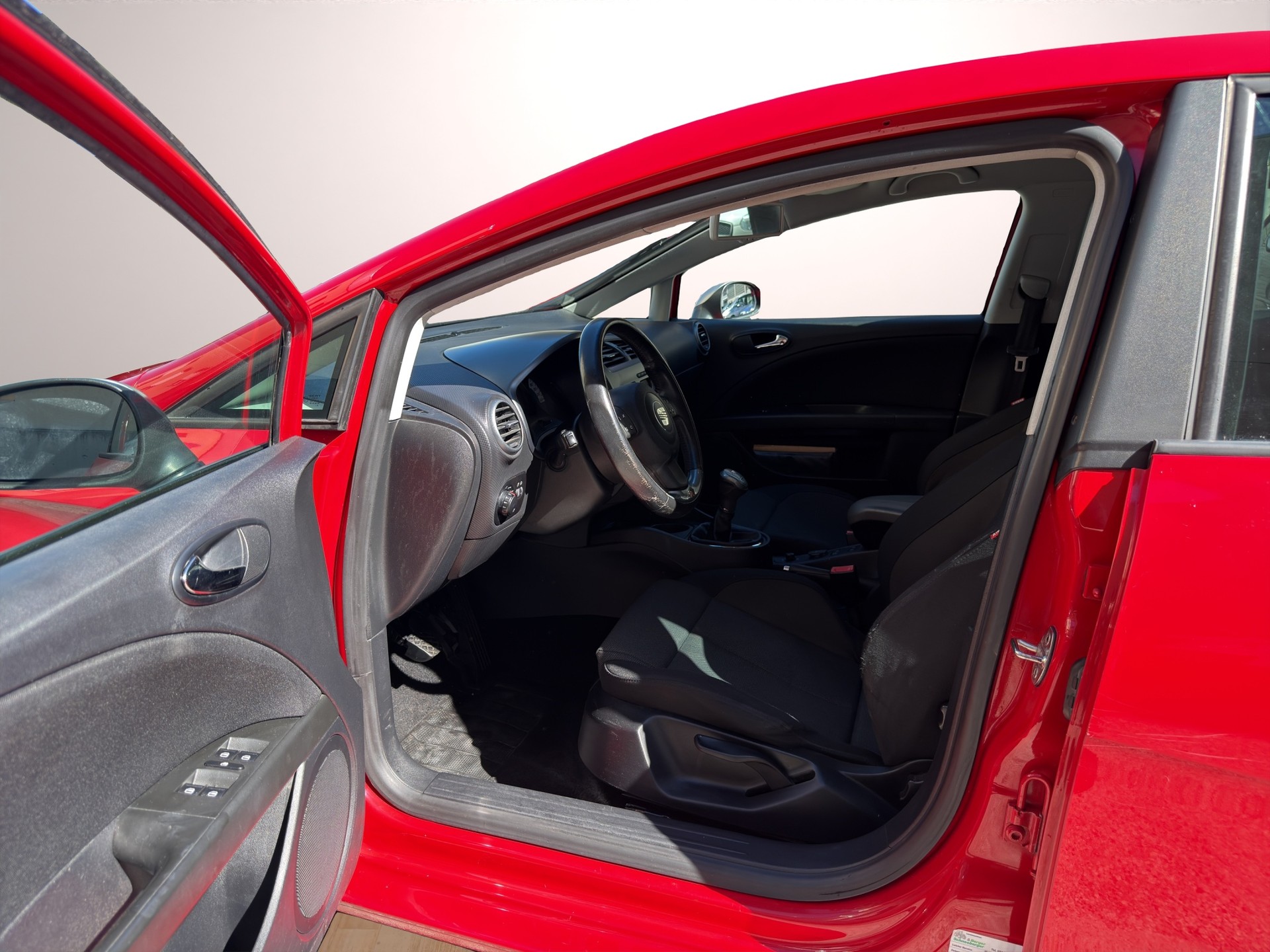 SEAT Leon 2.0 TSI FR-image-8
