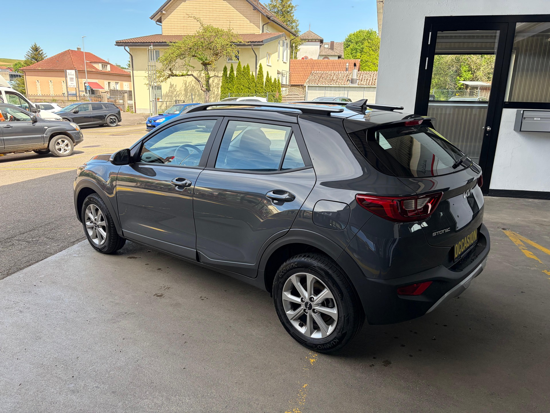 KIA Stonic 1.0 T Power Edition-image-3