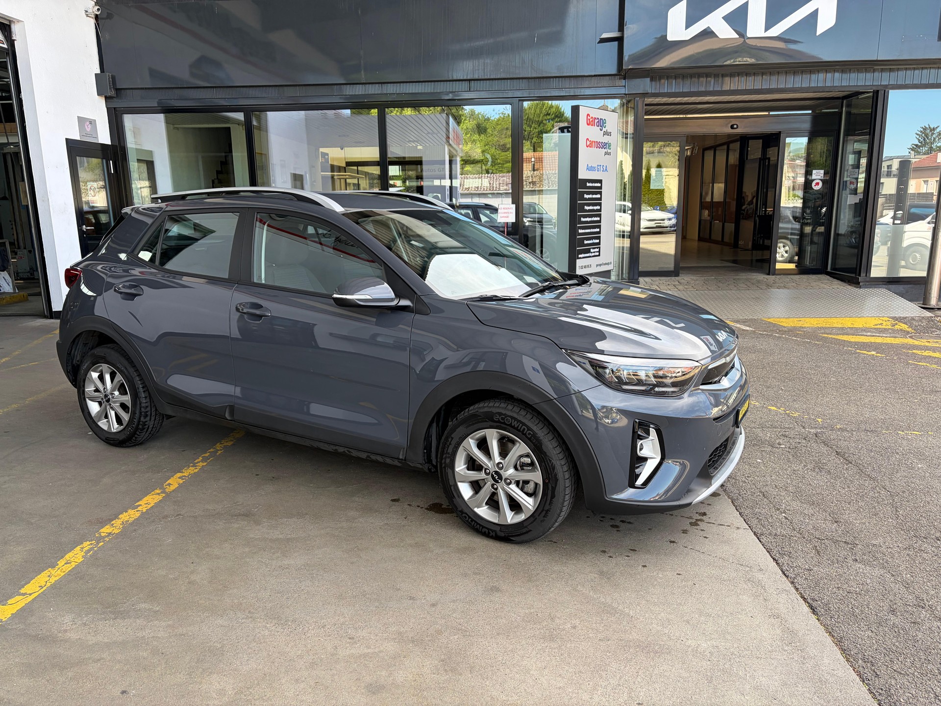 KIA Stonic 1.0 T Power Edition-image-1