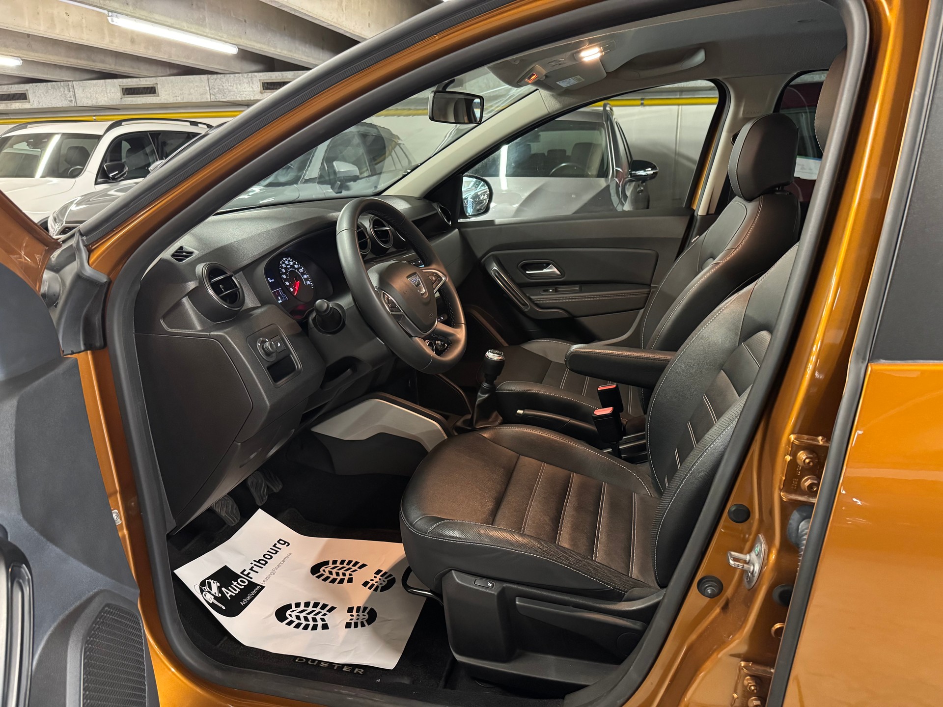 DACIA Duster dCi 115 Prestige 4x4-showroom-element-3
