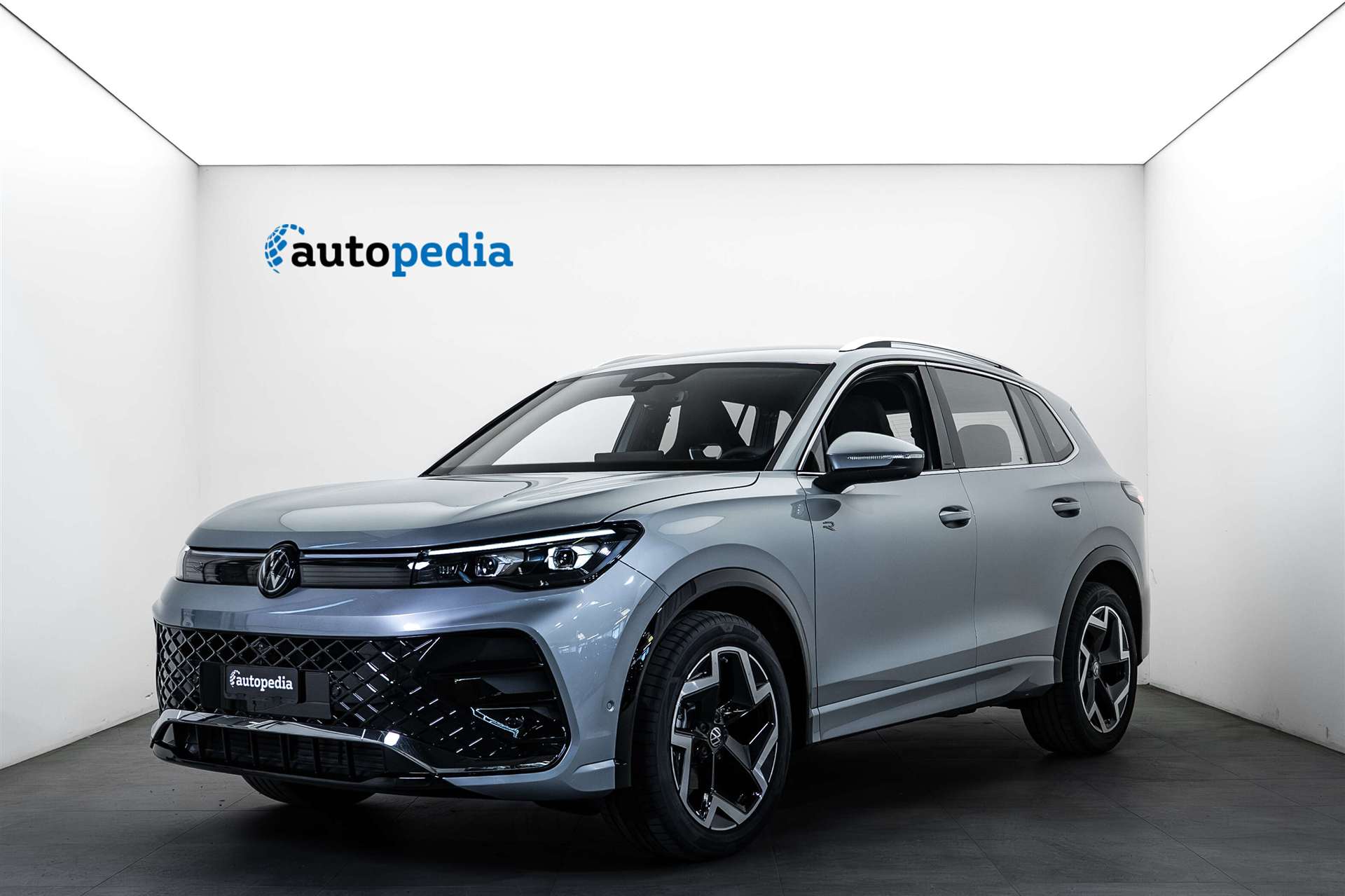 VW Tiguan 1.5 TSi evo2 mHEV R-Line DSG-Automat-image-0