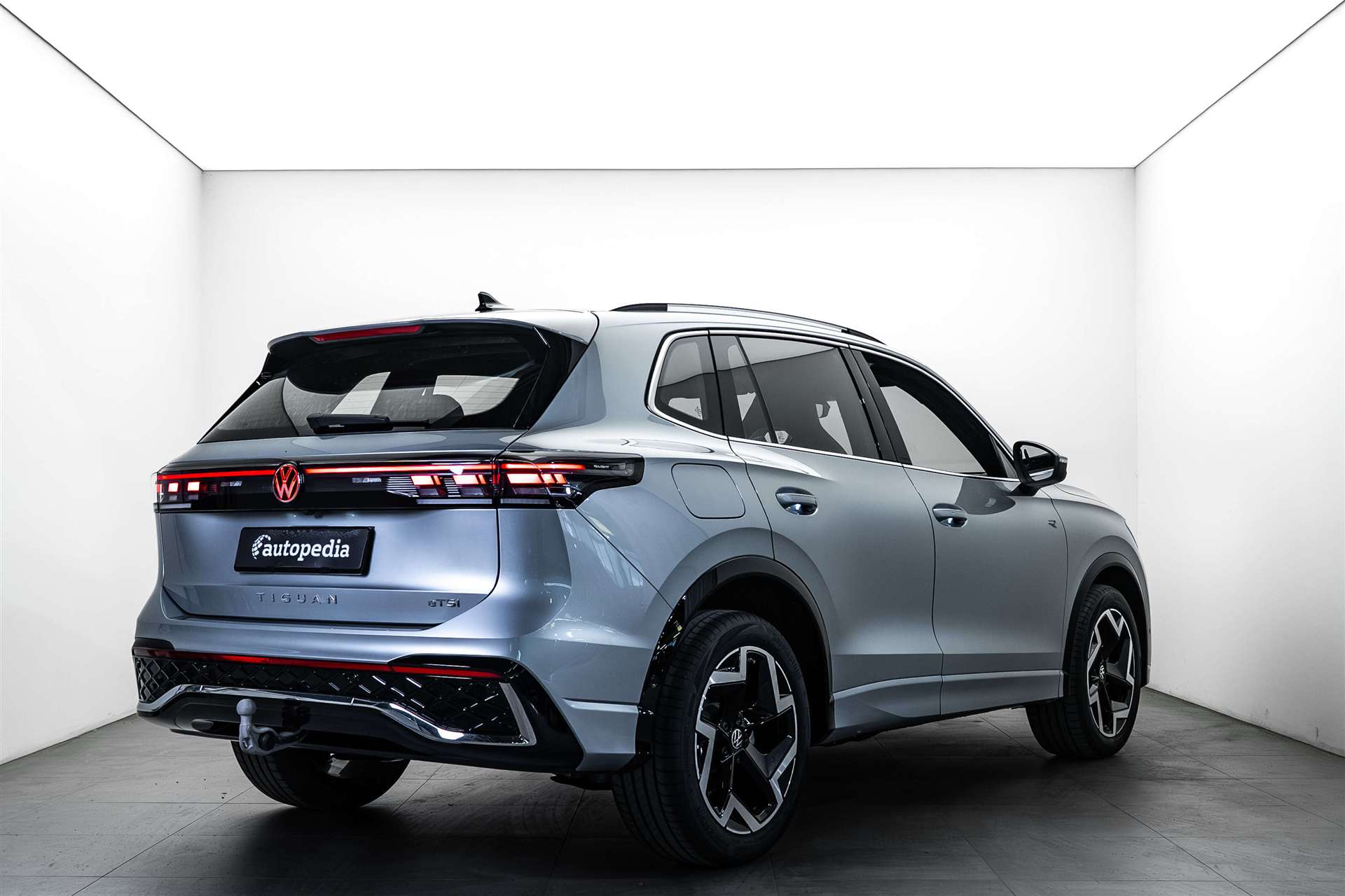 VW Tiguan 1.5 TSi evo2 mHEV R-Line DSG-Automat-image-2