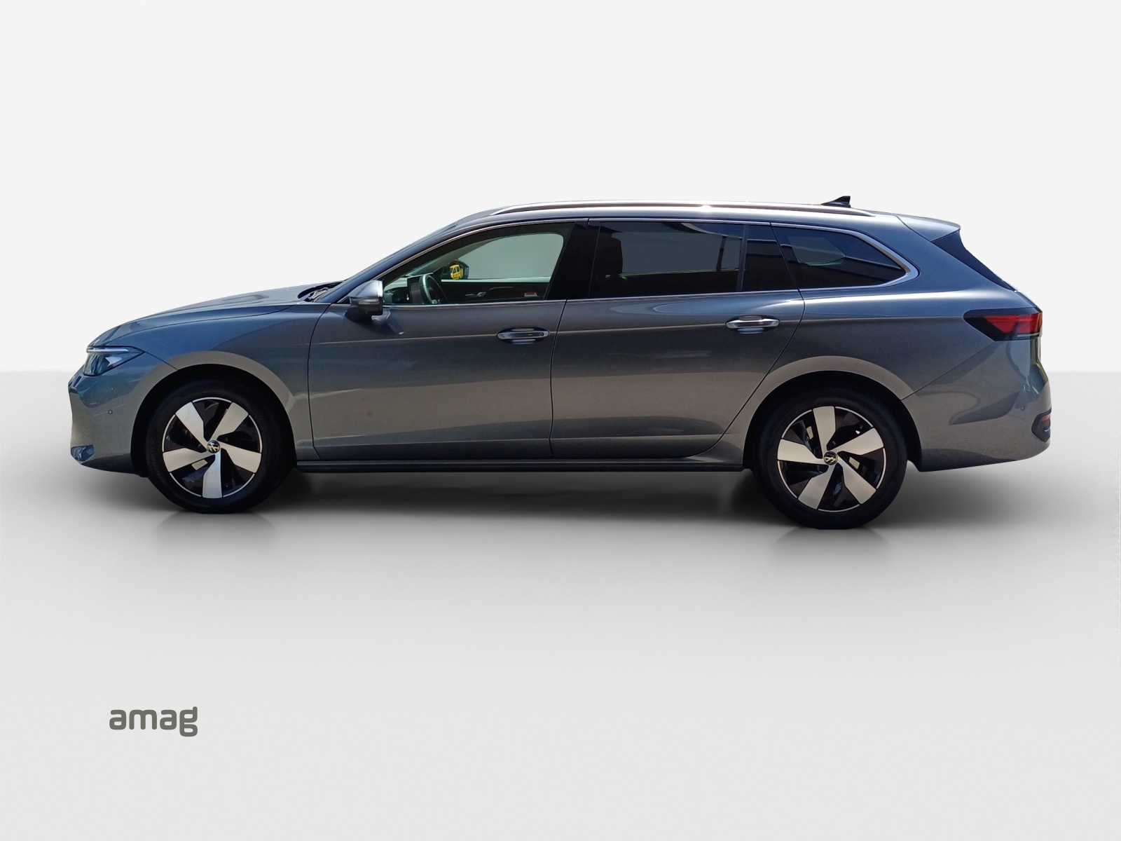 VW Passat Variant 2.0 TDI evo Business 4 Motion DSG-image-1