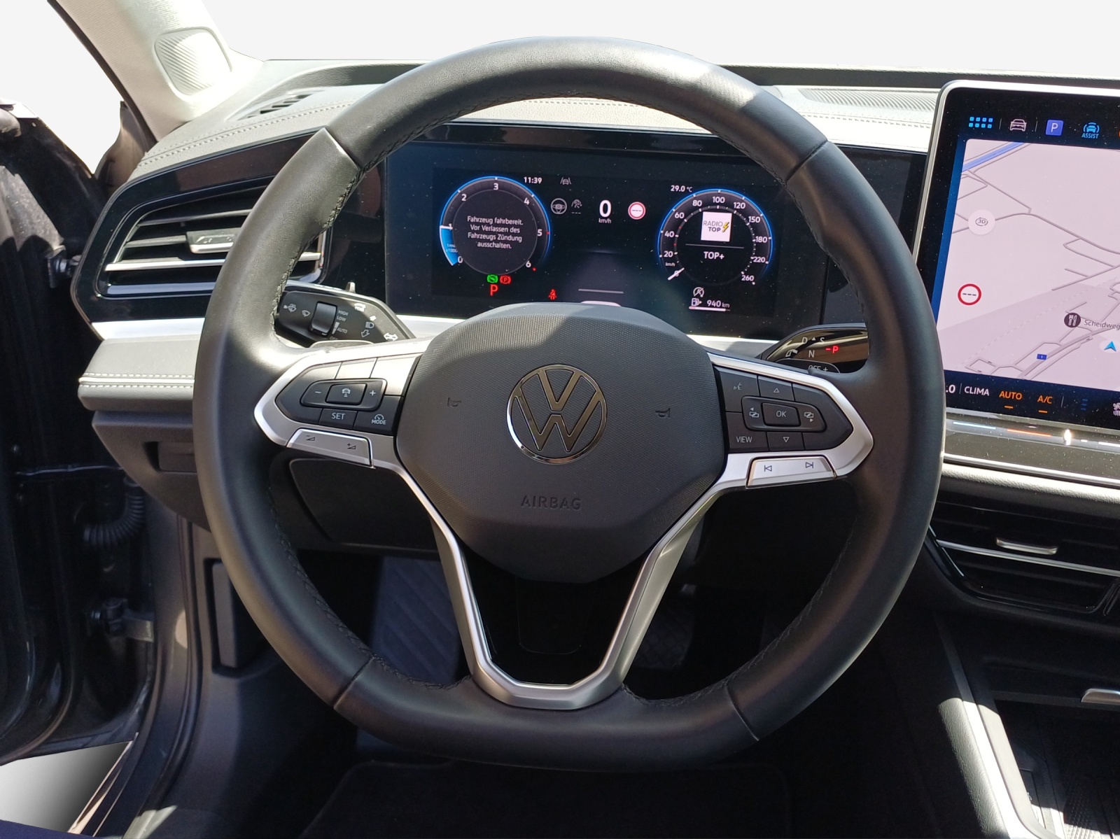 VW Passat Variant 2.0 TDI evo Business 4 Motion DSG-image-9