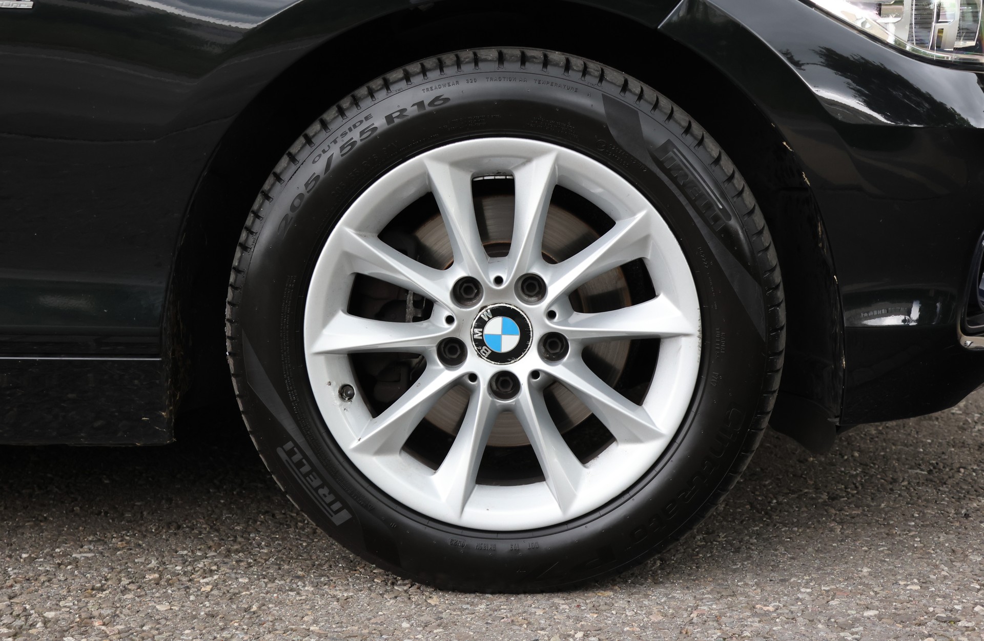 BMW 118d xDrive Sport Line-image-4
