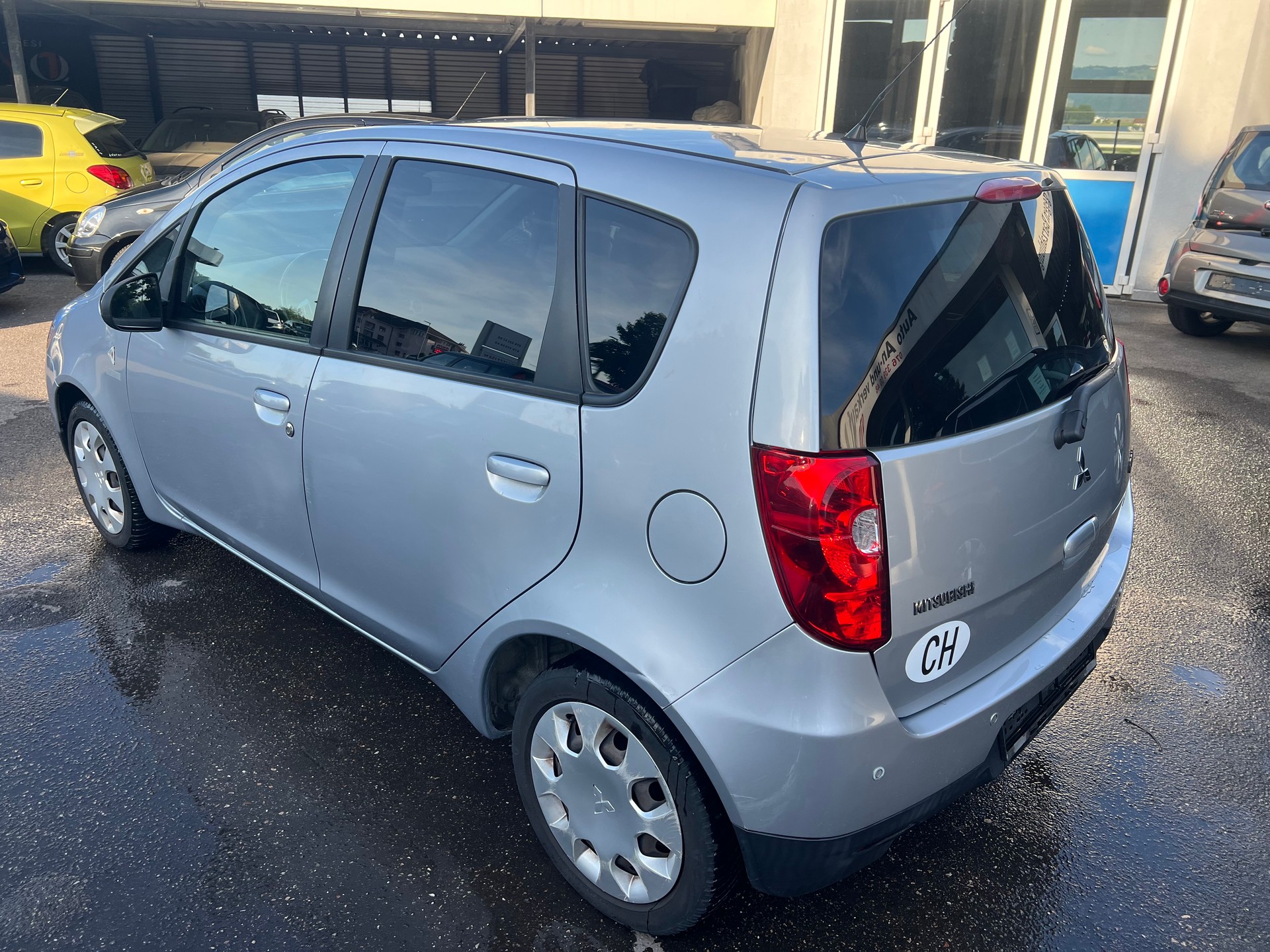 MITSUBISHI Colt 1.3 16V Jubilé (35) Allshift-image-2