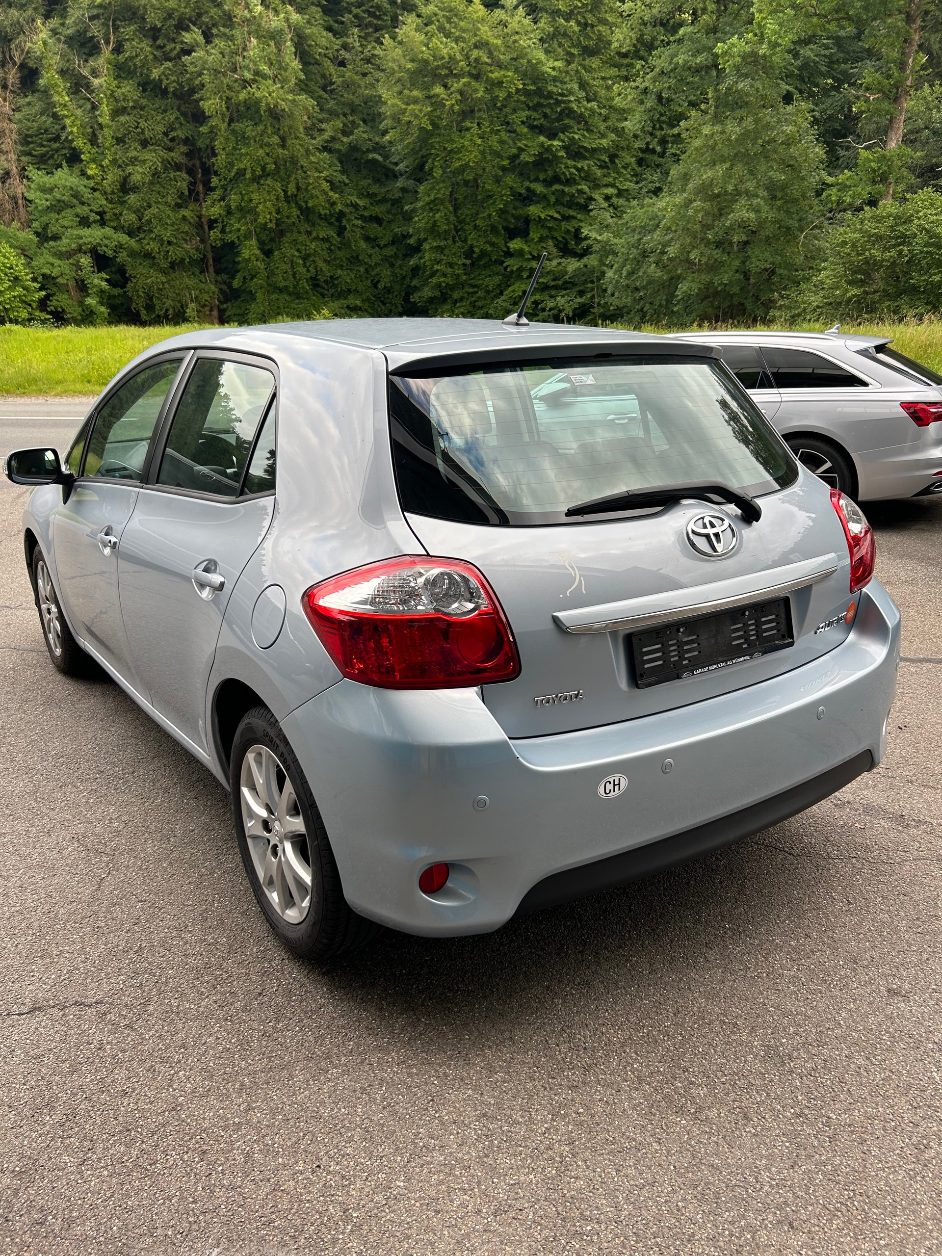 TOYOTA Auris 1.6 easy-image-3