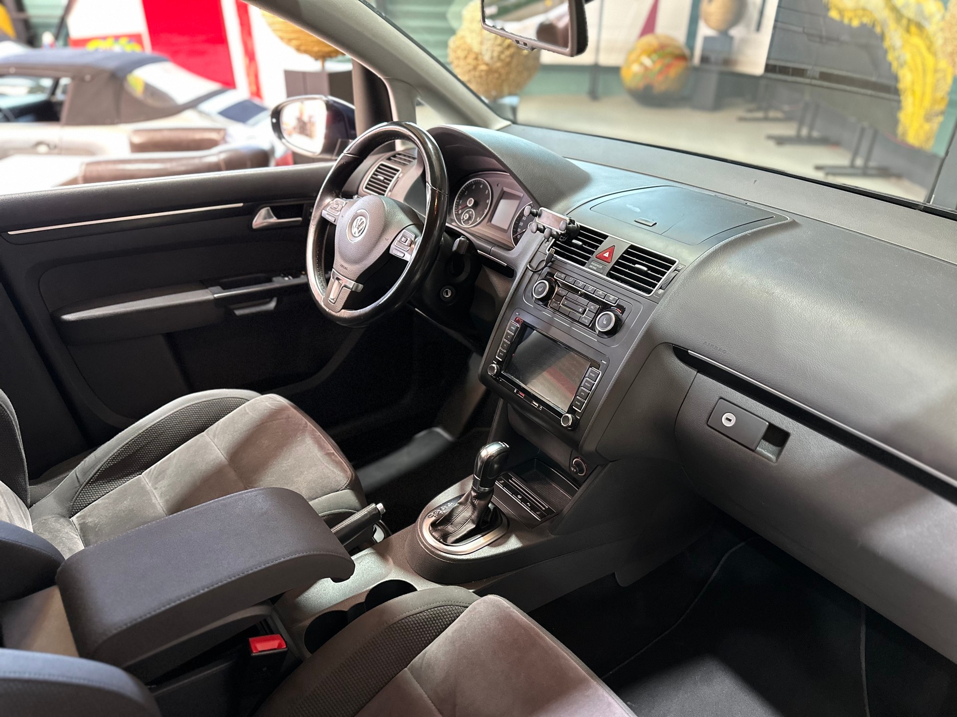 VW Touran 1.4 TSI Comfortline DSG-image-13