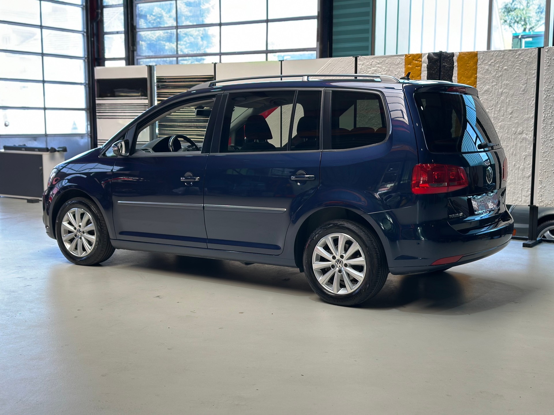 VW Touran 1.4 TSI Comfortline DSG-image-8