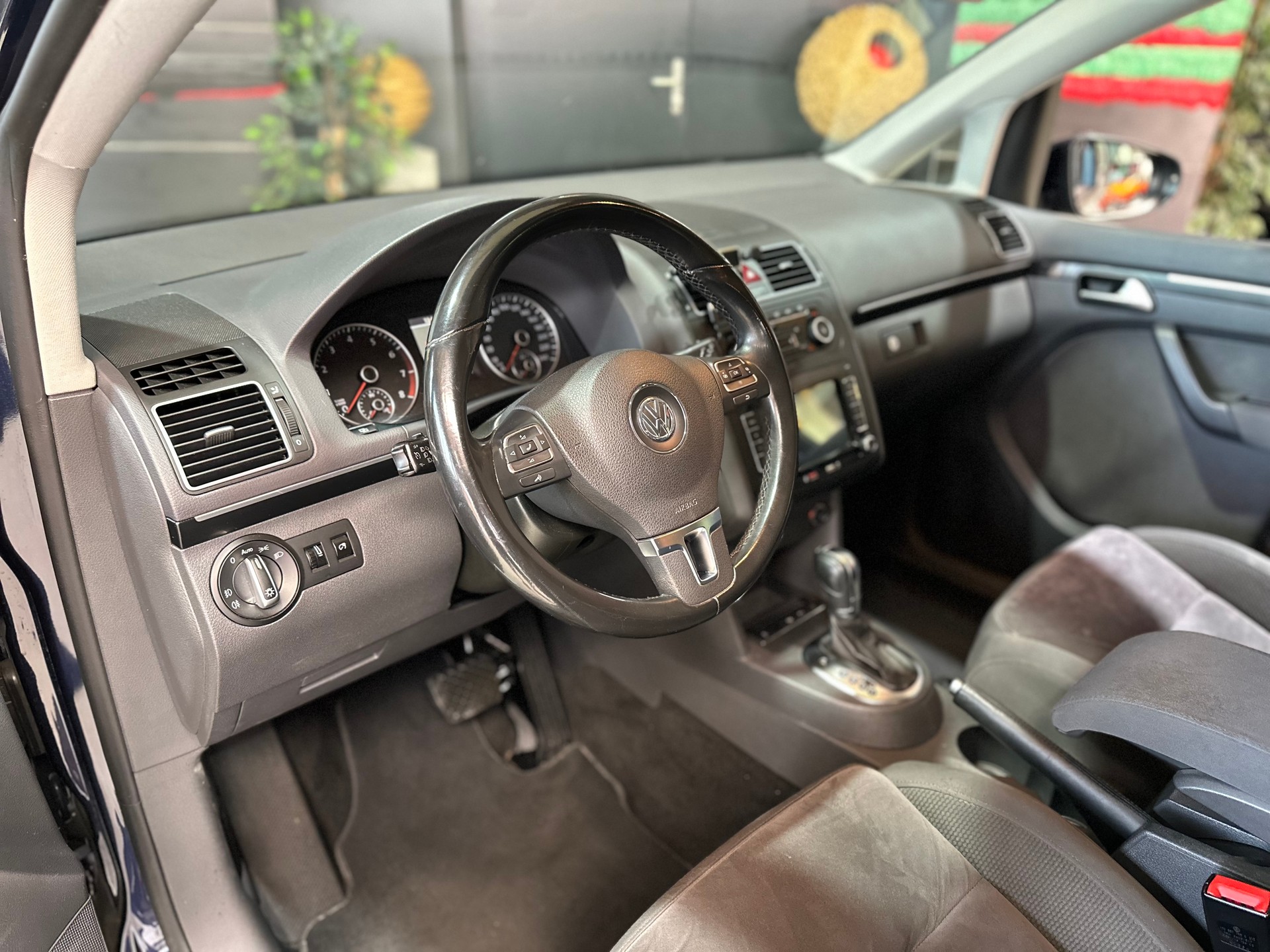 VW Touran 1.4 TSI Comfortline DSG-image-17