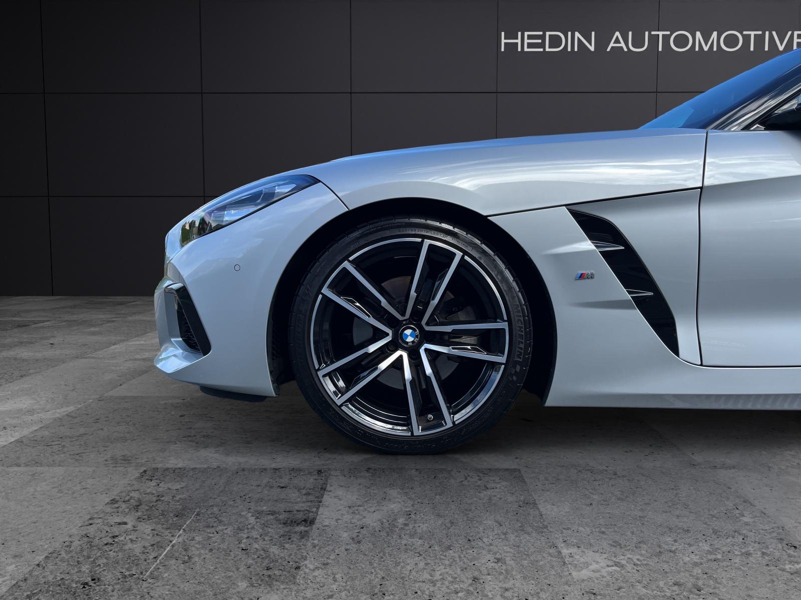 BMW Z4 20i sDrive-image-4