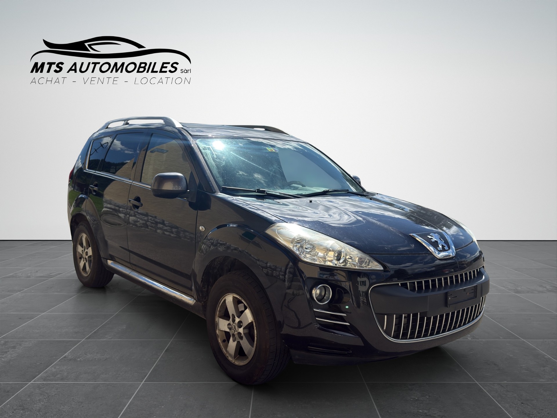 PEUGEOT 4007 2.2 HDi Platinum Edition-image-7
