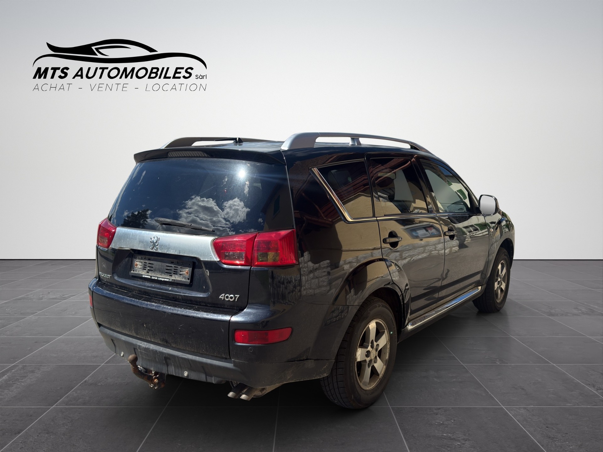 PEUGEOT 4007 2.2 HDi Platinum Edition-image-5
