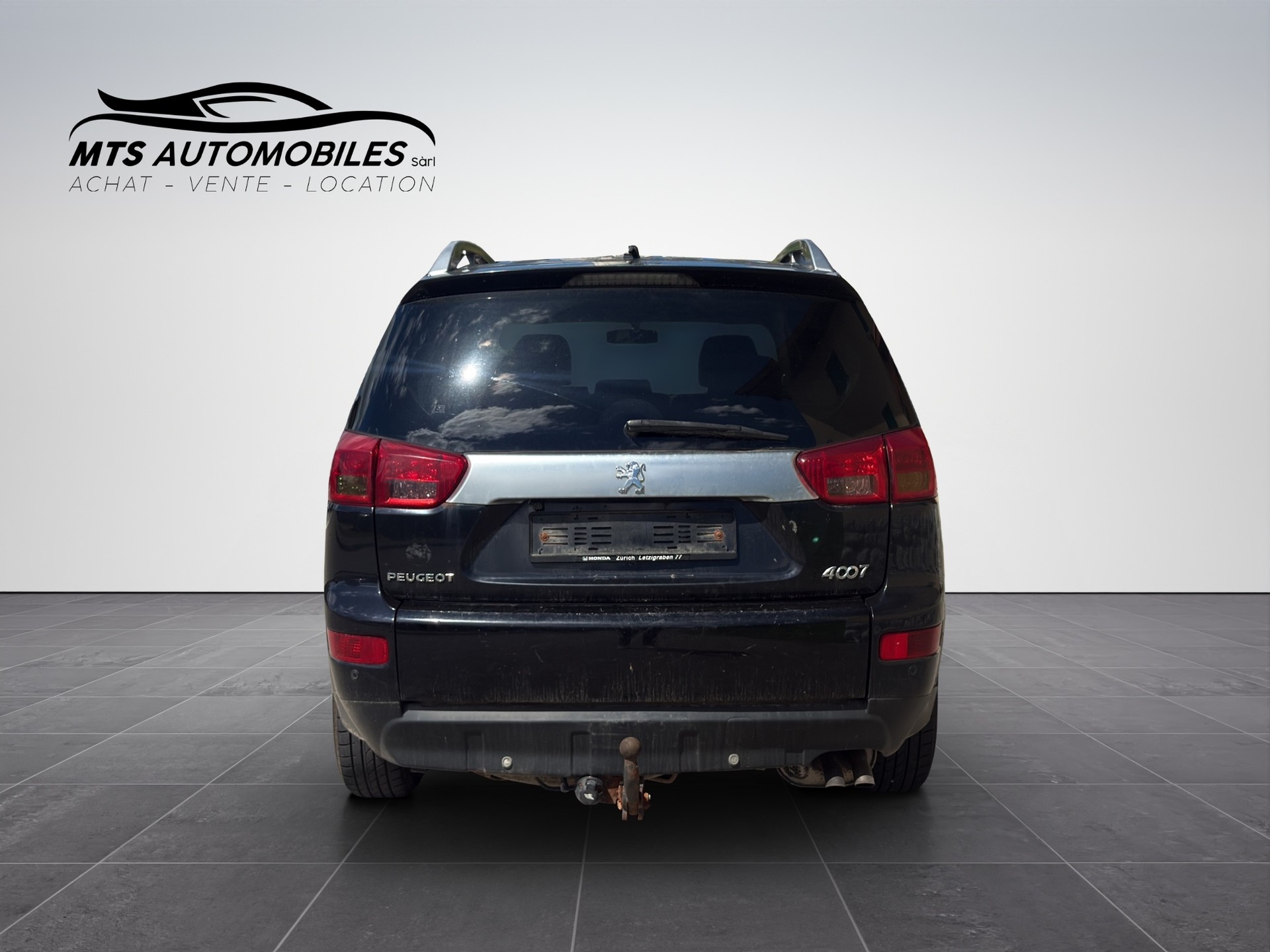 PEUGEOT 4007 2.2 HDi Platinum Edition-image-4