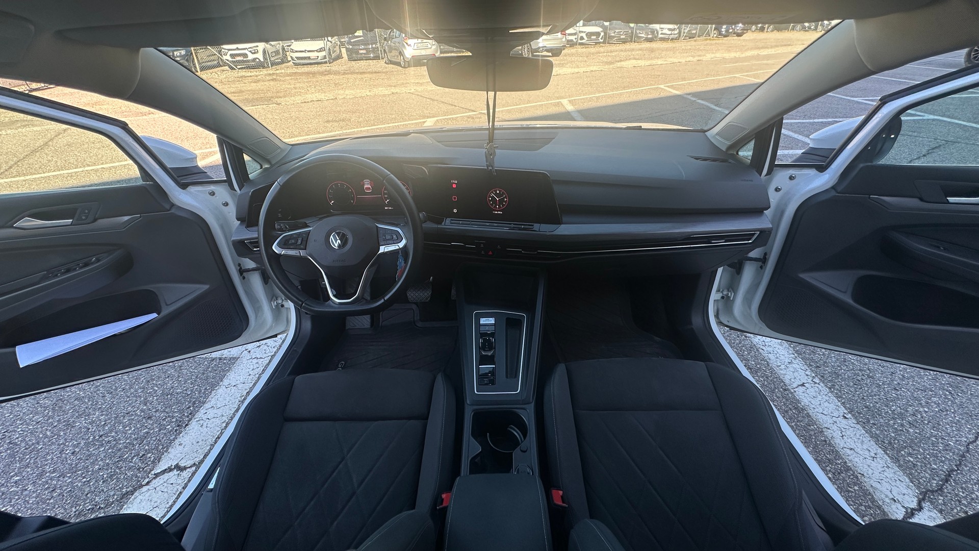 VW 1.5 eTSI Style DSG - 150 CV-image-4