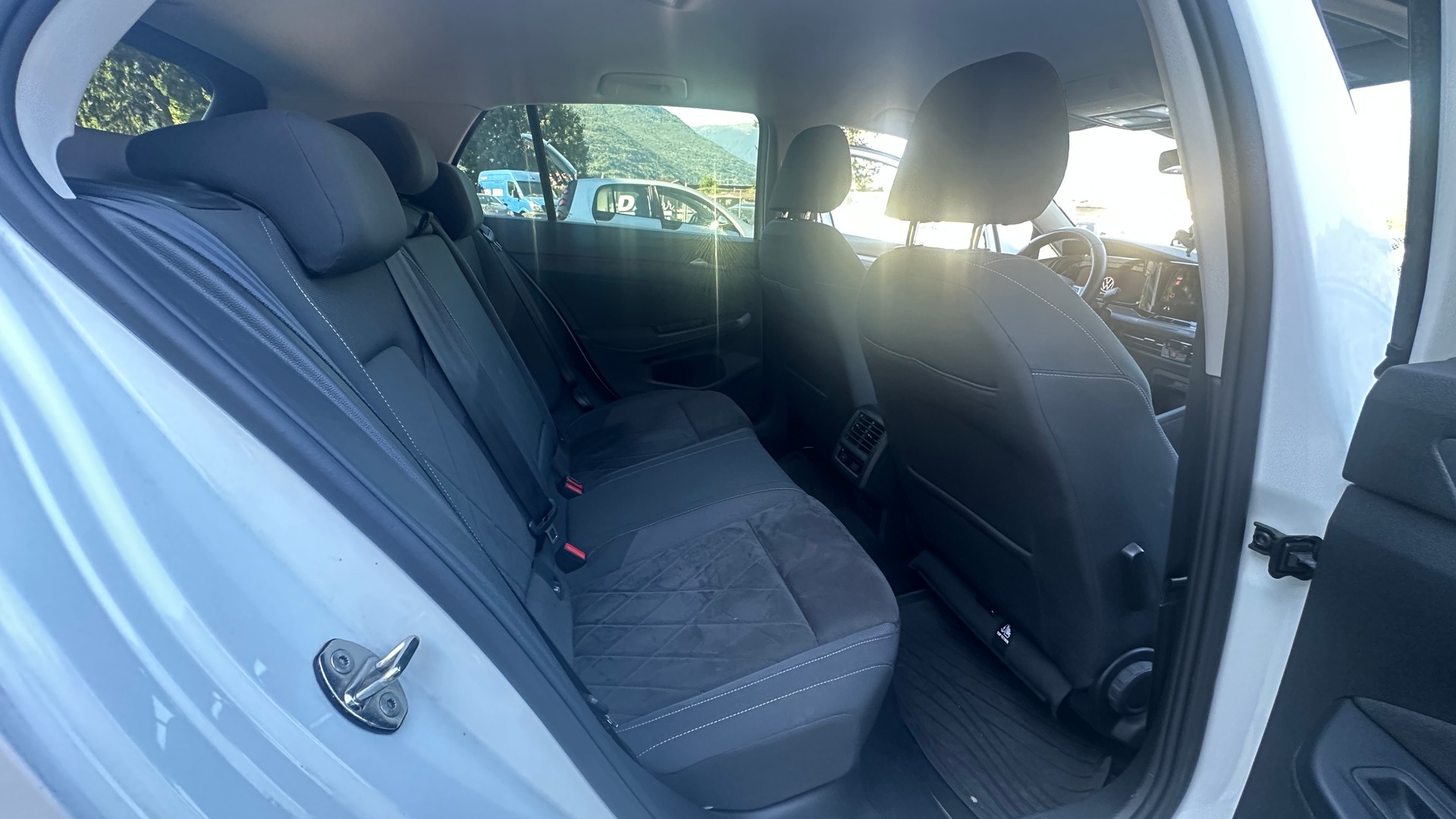 VW 1.5 eTSI Style DSG - 150 CV-image-3
