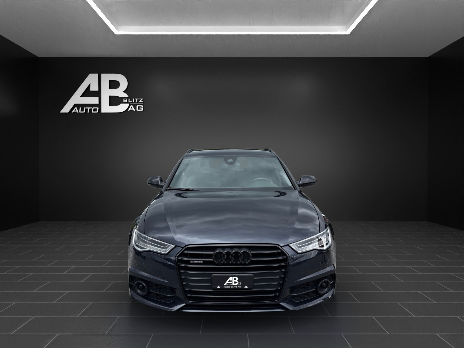 AUDI A6 Avant 2.0 TFSI S-Line quattro S-tronic Paket Black Edition mit 252 PS-image-0