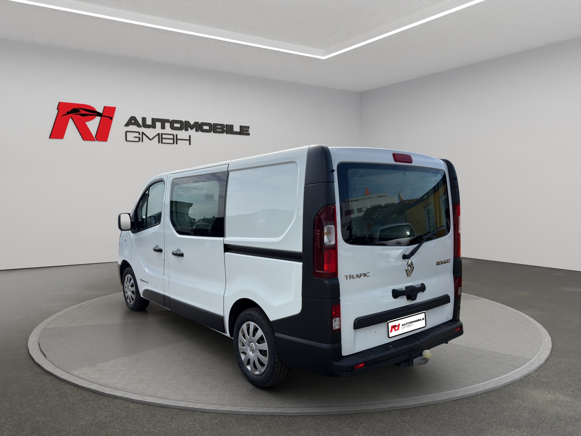 RENAULT Trafic 1.6 ENERGY TwinT. dCi120 2.9t Busin. L1H1-image-5