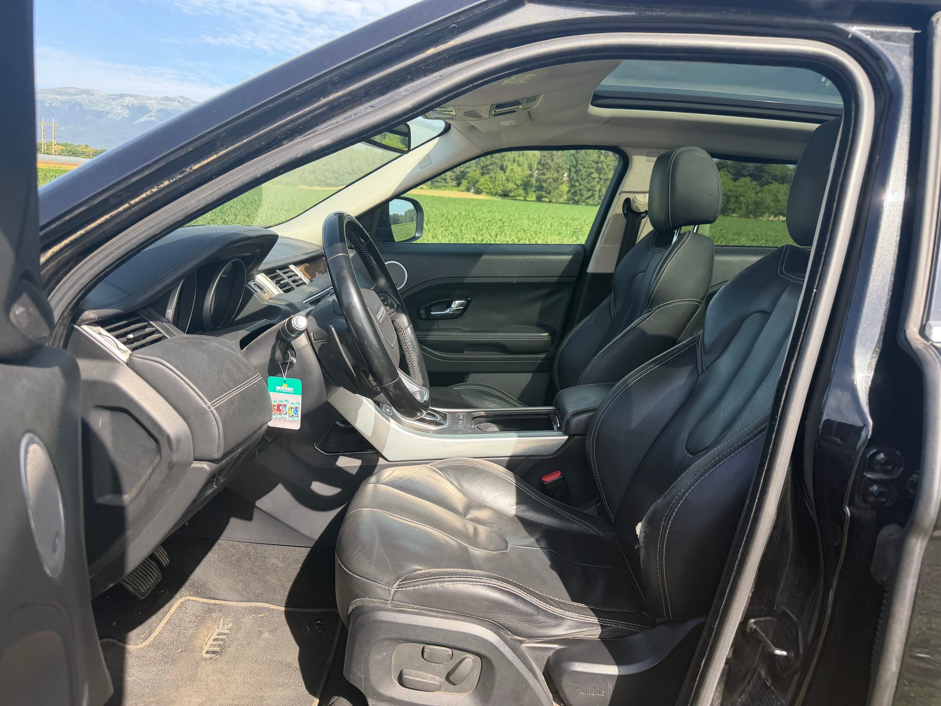 LAND ROVER Range Rover Evoque 2.2 SD4 Prestige AT6-image-13