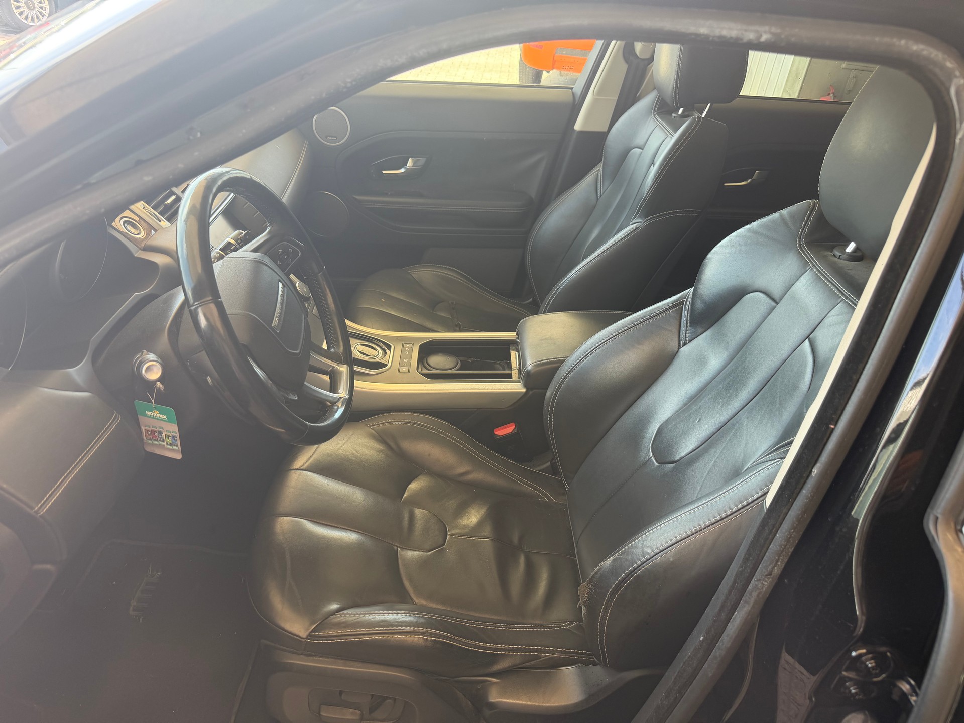 LAND ROVER Range Rover Evoque 2.2 SD4 Prestige AT6-image-12