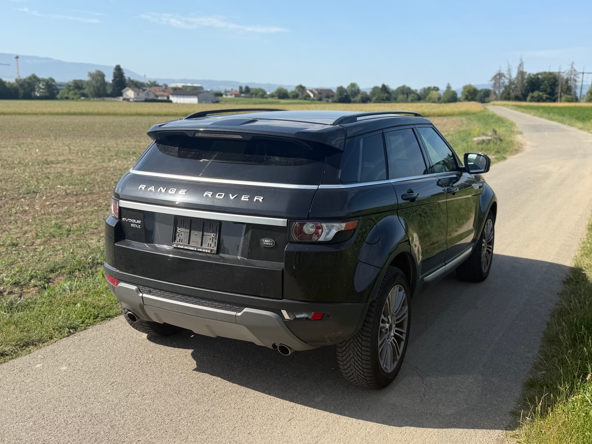 LAND ROVER Range Rover Evoque 2.2 SD4 Prestige AT6-image-9