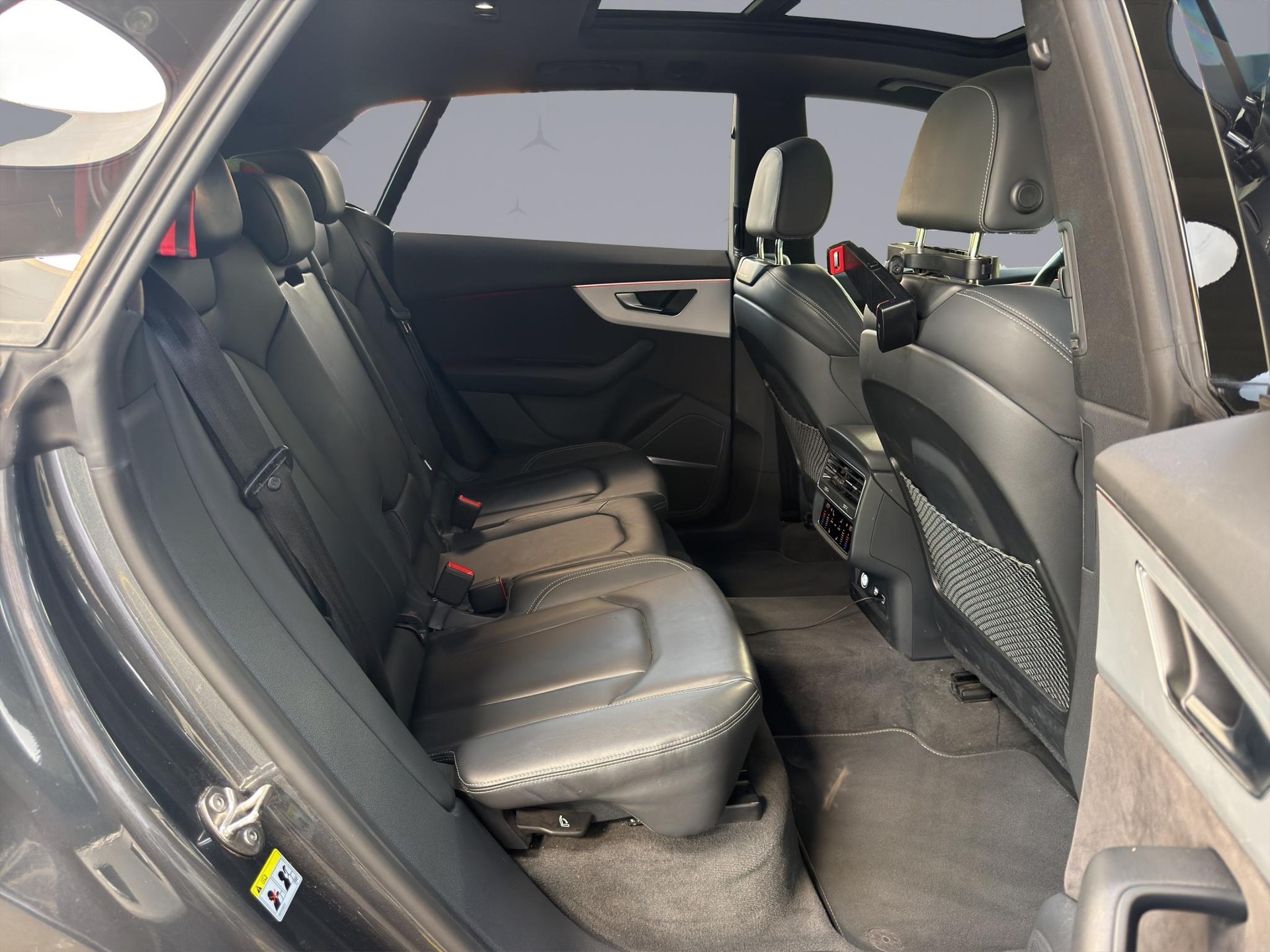 AUDI Q8 3.0 50 TDI quattro T-Tronic-image-16