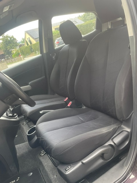 MAZDA 2 1.3i 16V Exclusive-image-12