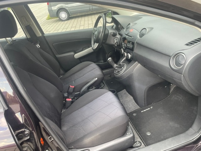 MAZDA 2 1.3i 16V Exclusive-image-19