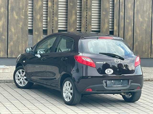 MAZDA 2 1.3i 16V Exclusive-image-9