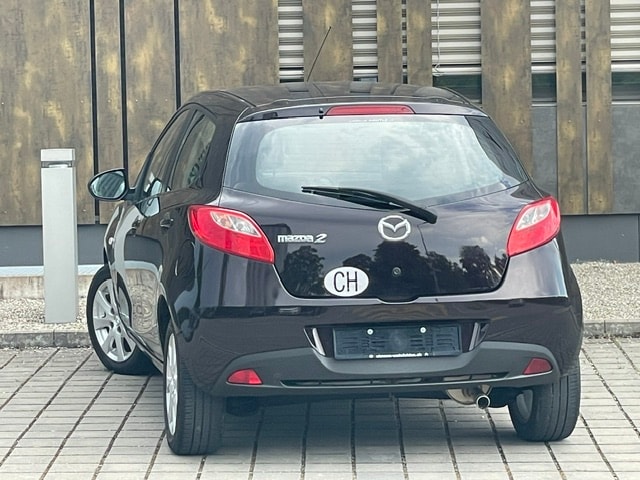 MAZDA 2 1.3i 16V Exclusive-image-8