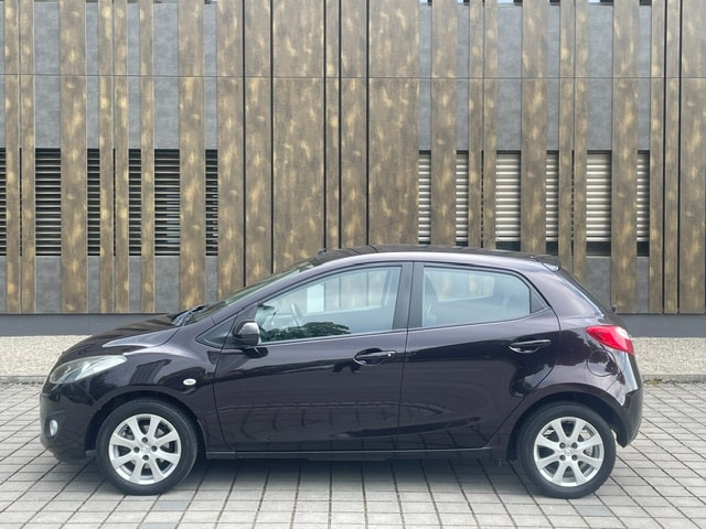 MAZDA 2 1.3i 16V Exclusive-image-4