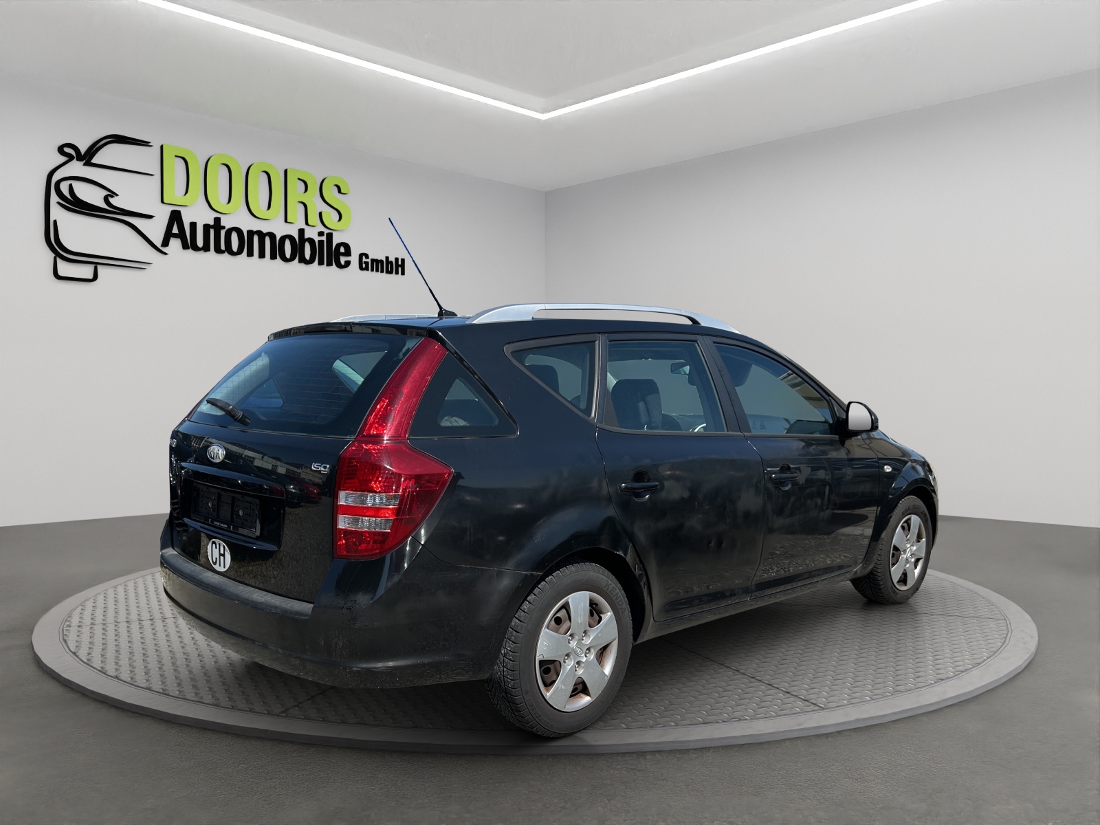 KIA Cee'd Sporty Wagon 1.4 16V Eco-image-4