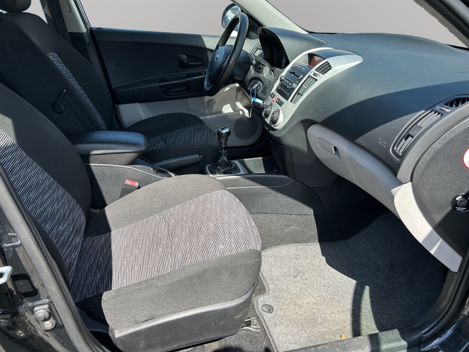 KIA Cee'd Sporty Wagon 1.4 16V Eco-image-12