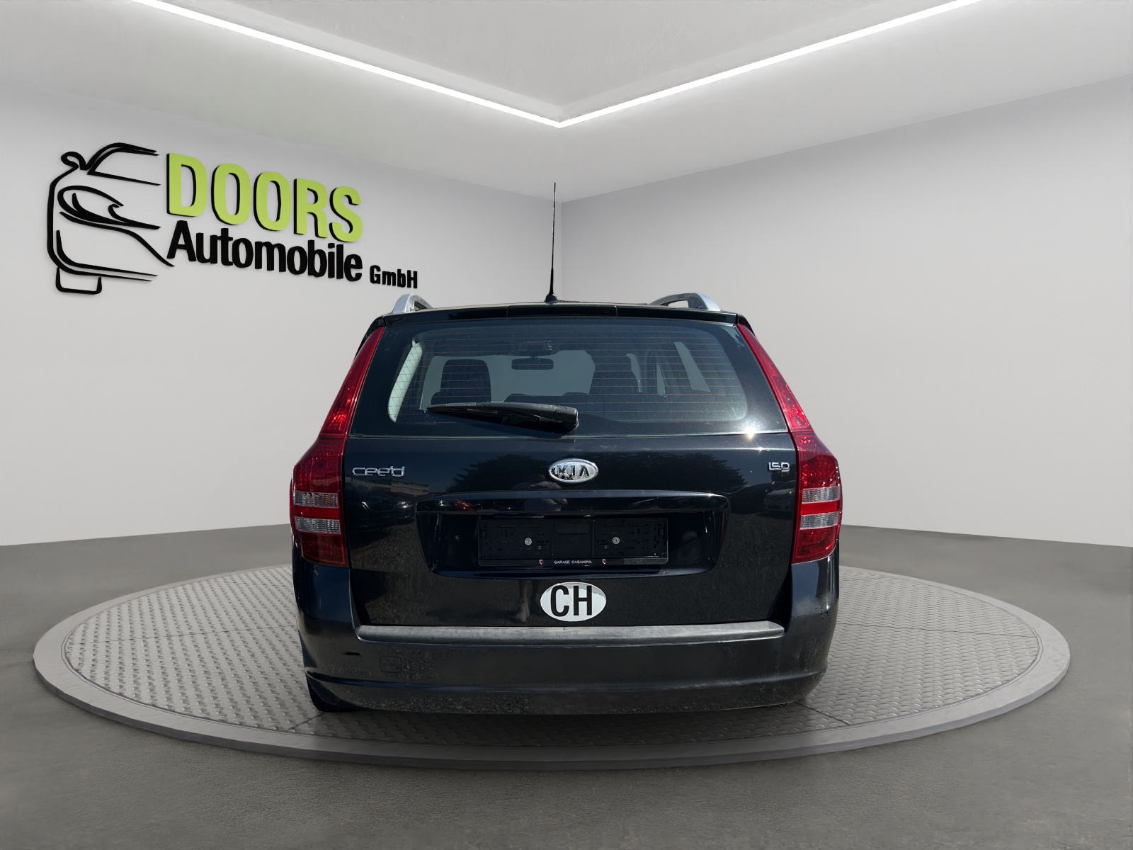 KIA Cee'd Sporty Wagon 1.4 16V Eco-image-3