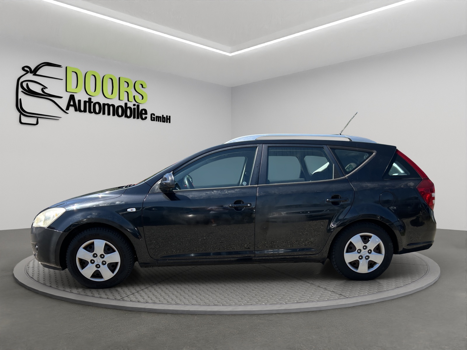 KIA Cee'd Sporty Wagon 1.4 16V Eco-image-8