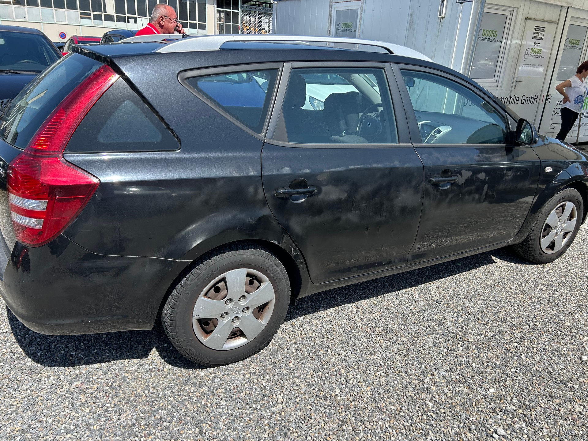 KIA Cee'd Sporty Wagon 1.4 16V Eco-image-6