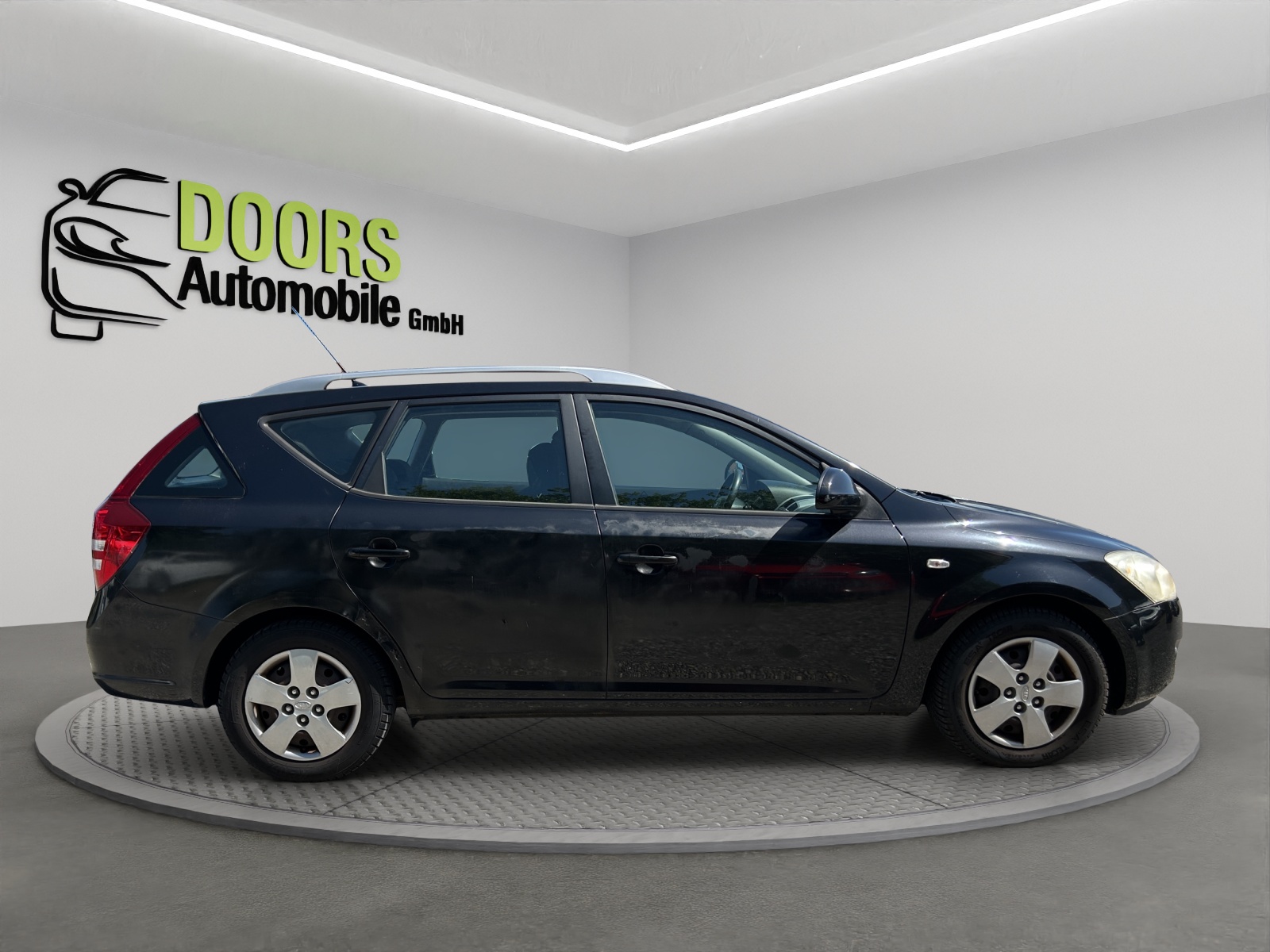 KIA Cee'd Sporty Wagon 1.4 16V Eco-image-7